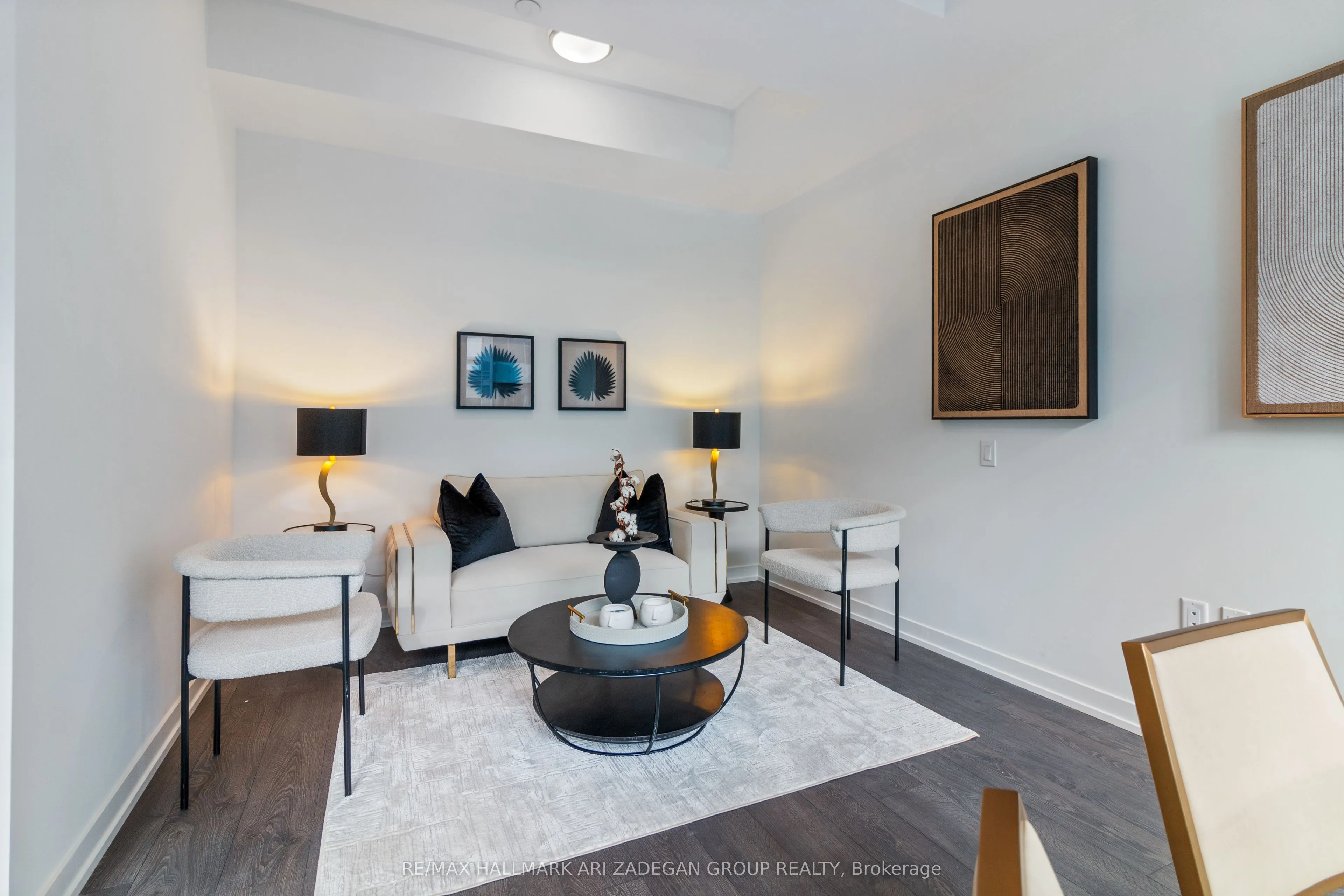 8 Olympic Gdn Drive, #S607
