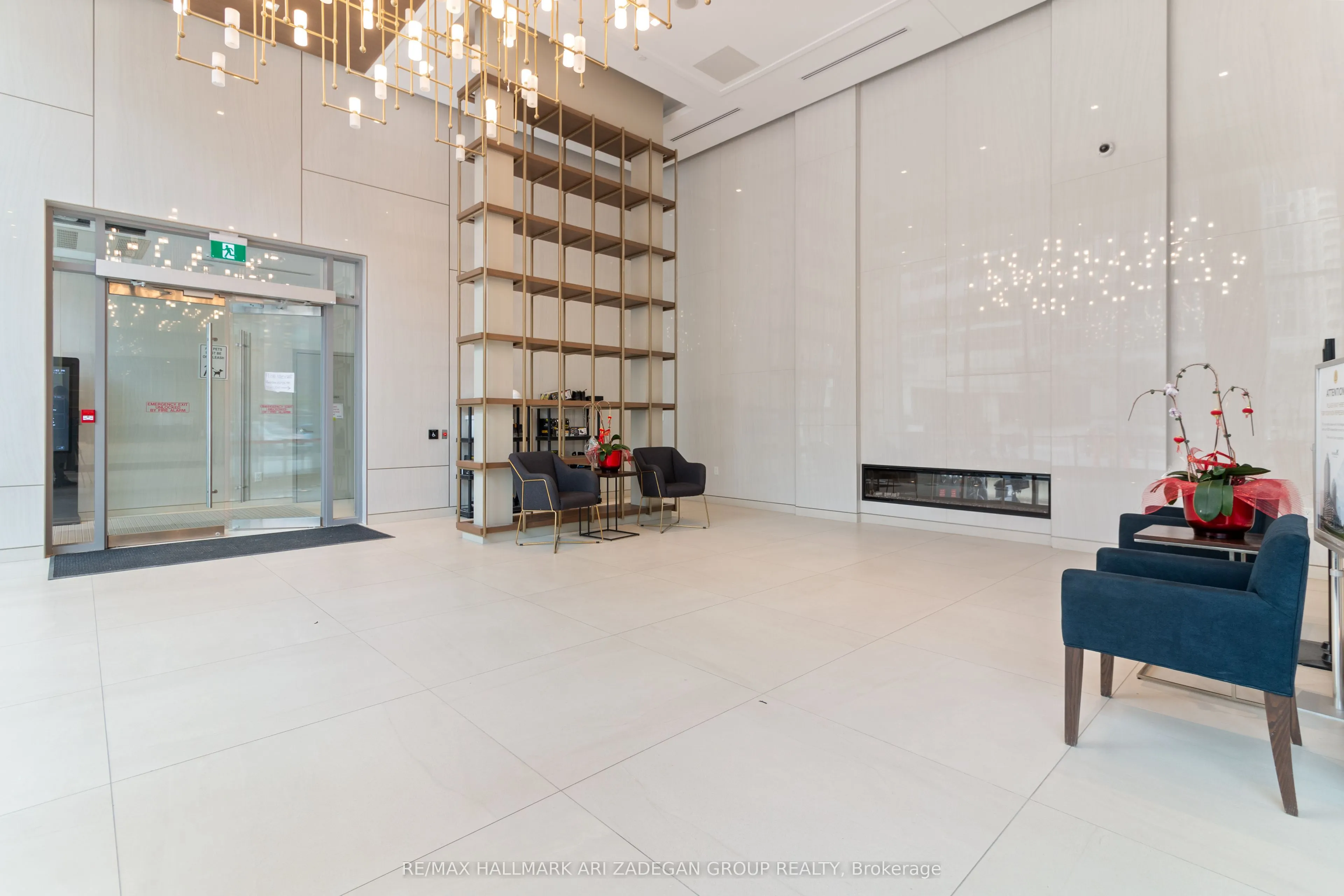 8 Olympic Gdn Drive, #S607