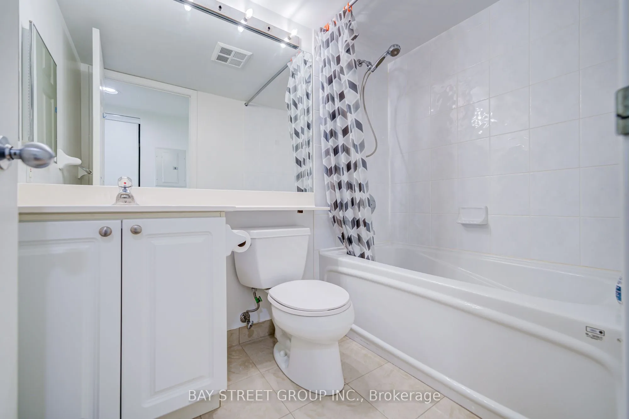 30 Harrison Garden Boulevard, #1107