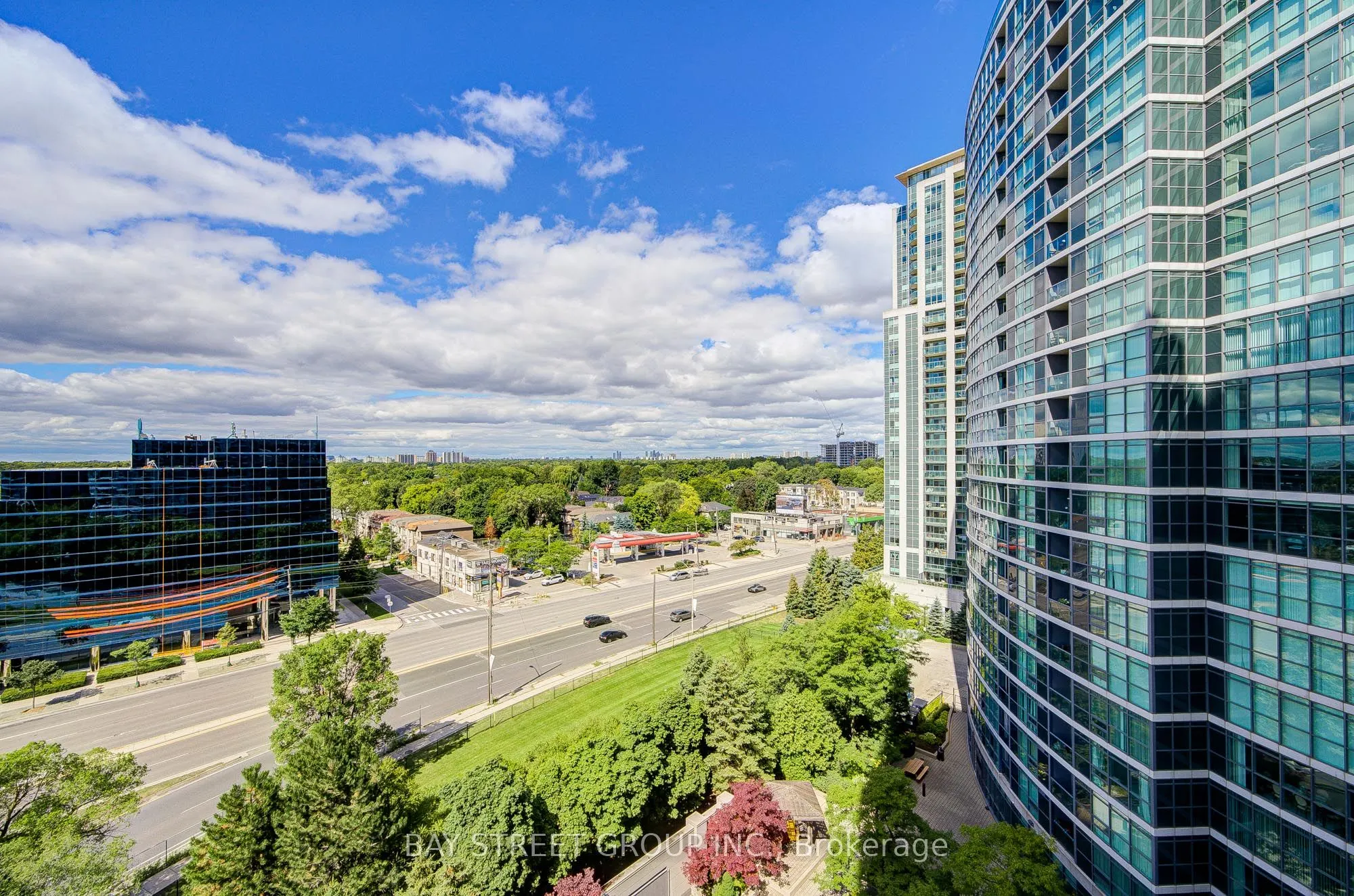 30 Harrison Garden Boulevard, #1107