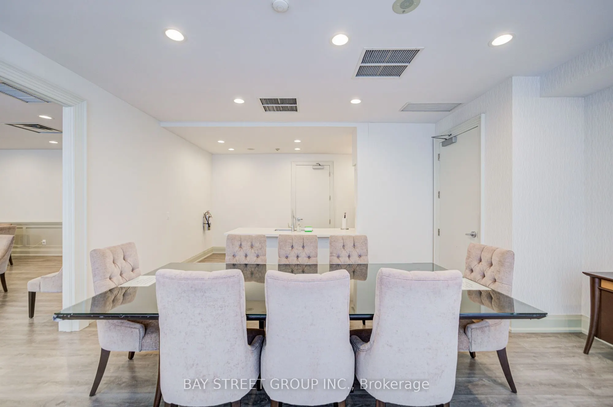 30 Harrison Garden Boulevard, #1107