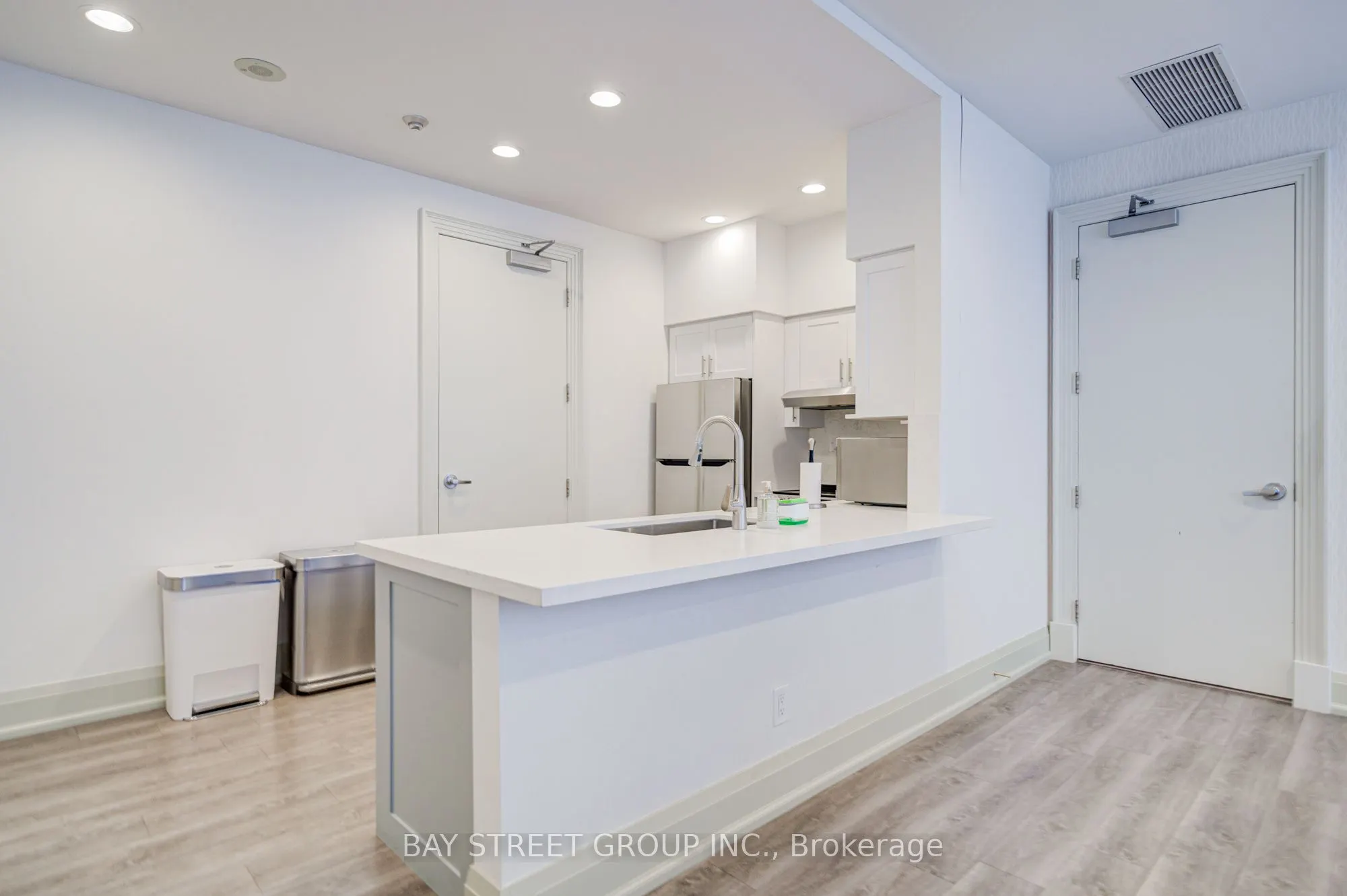 30 Harrison Garden Boulevard, #1107