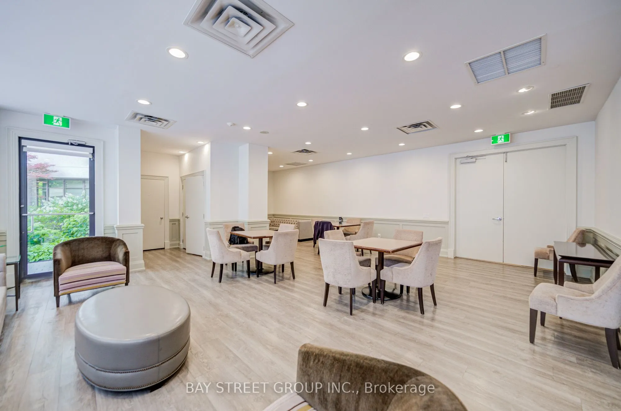 30 Harrison Garden Boulevard, #1107