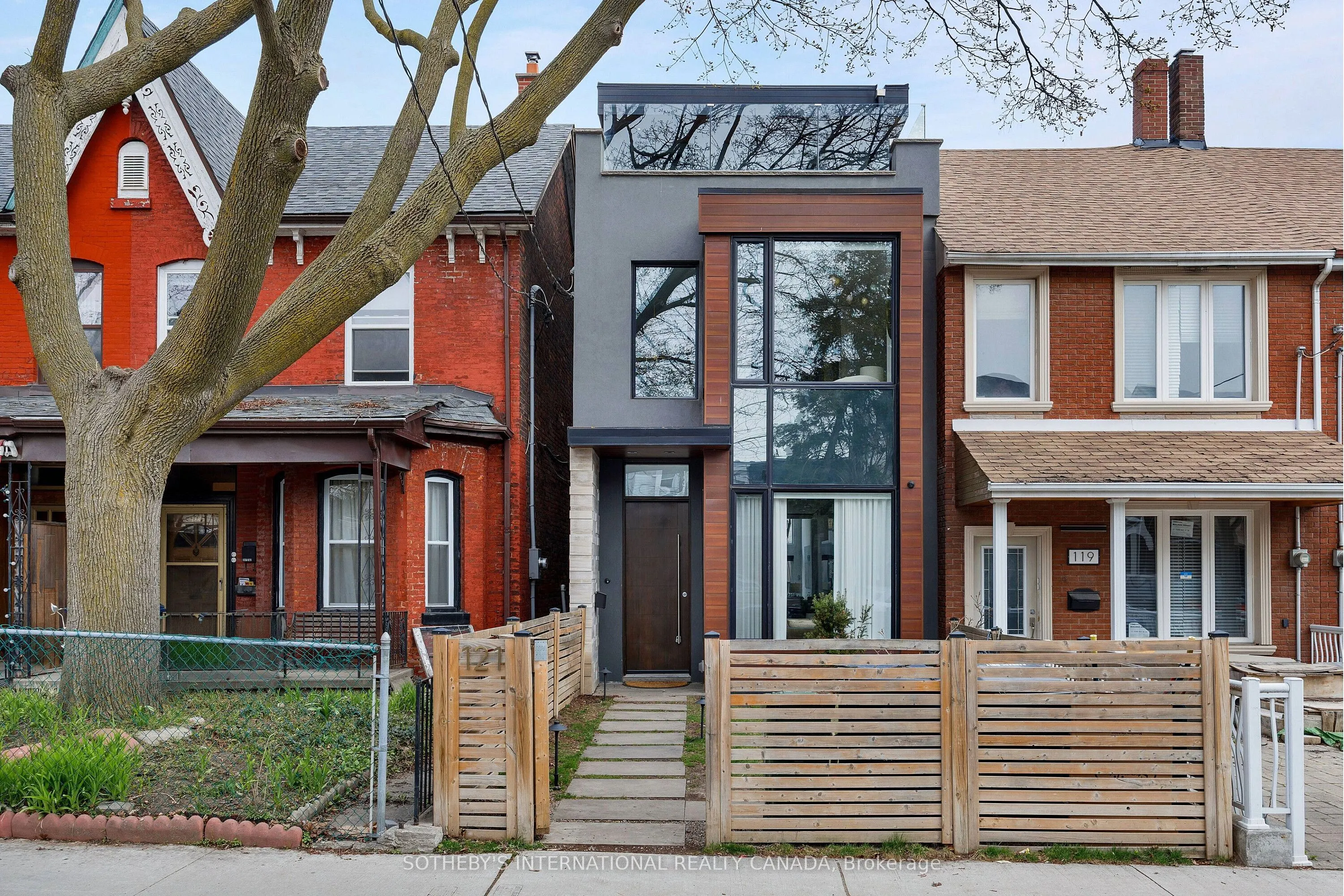 121 Markham Street