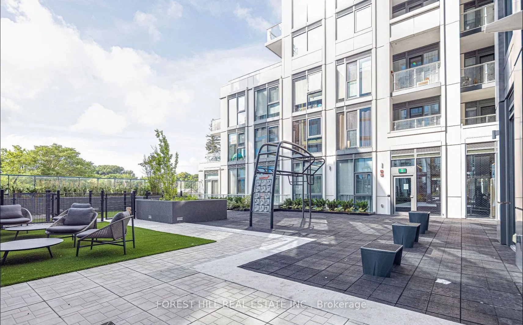 2020 Bathurst Street, #1615