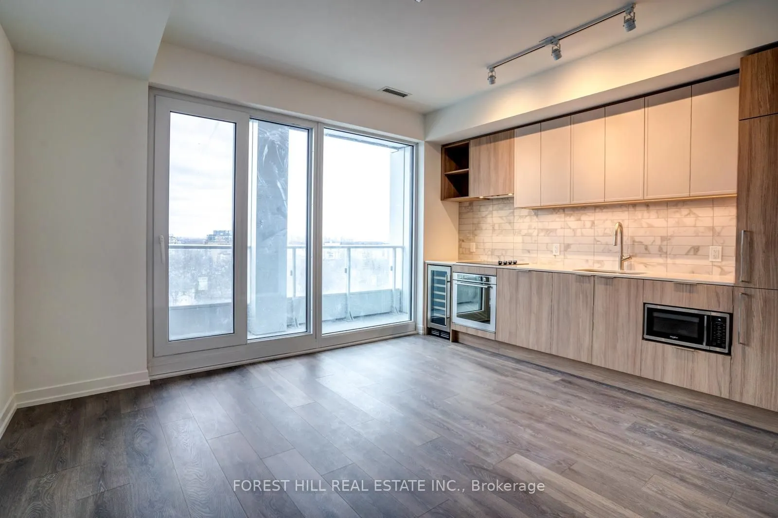 2020 Bathurst Street, #1615