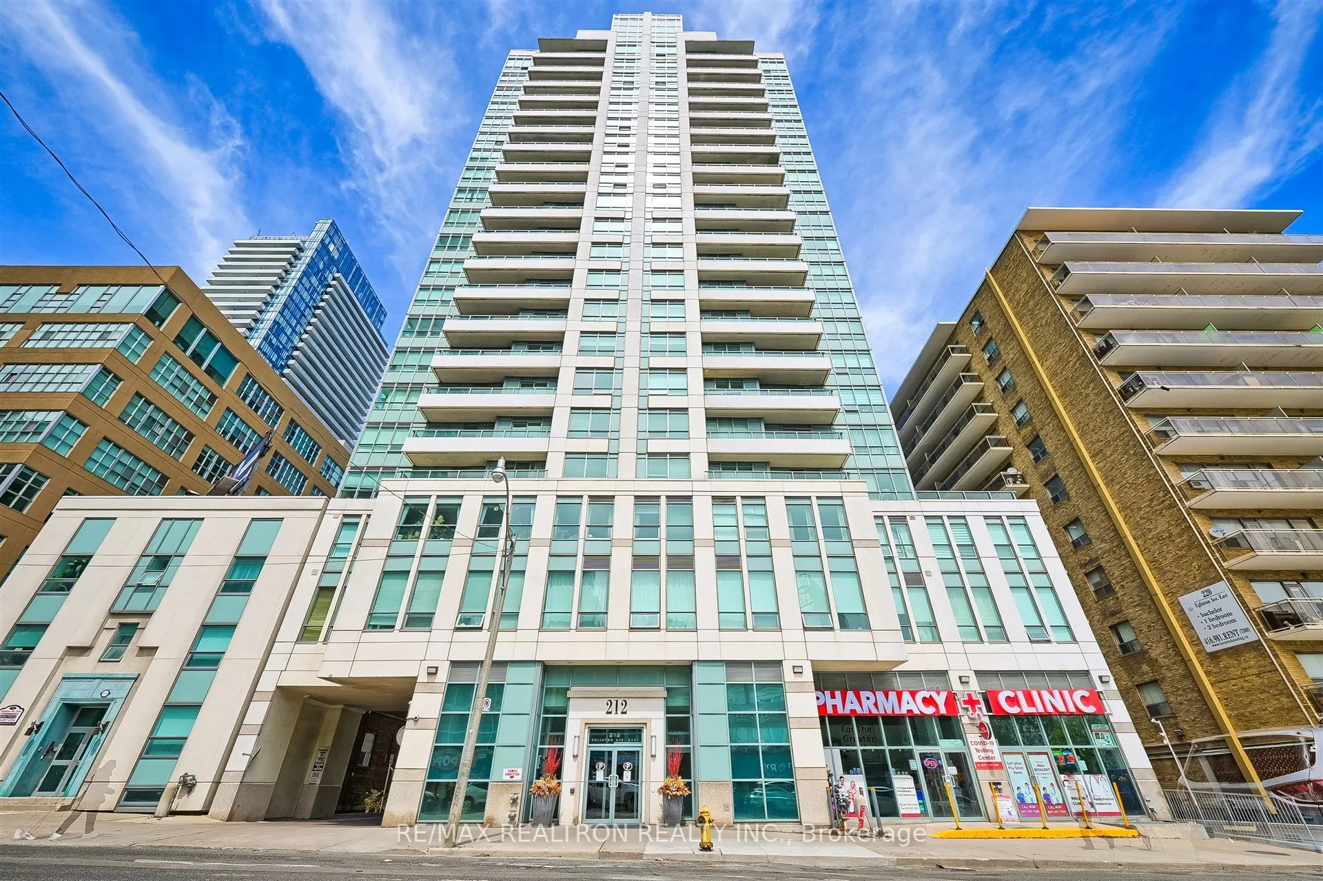 212 Eglinton Avenue E, #803
