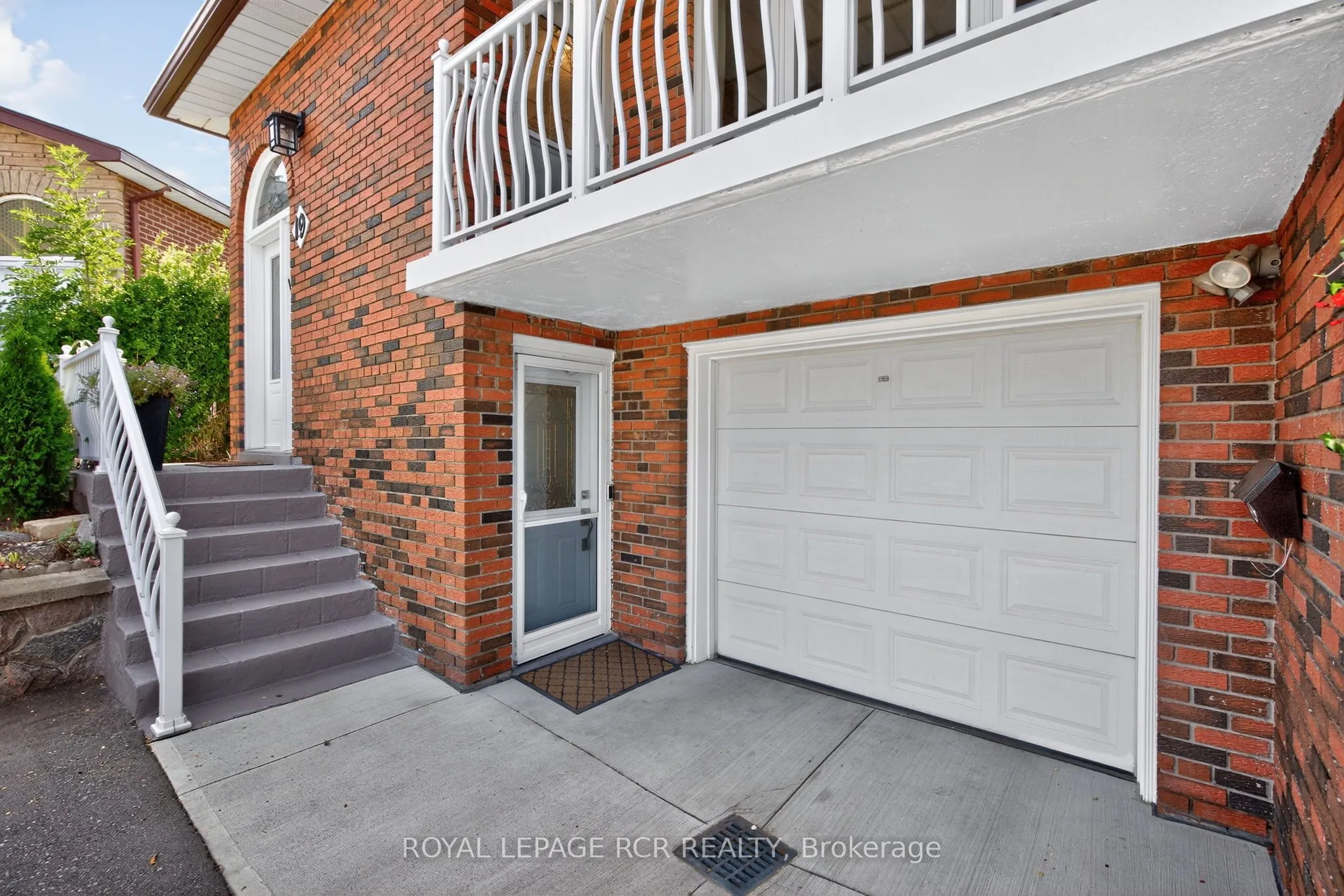 19 Navaho Drive