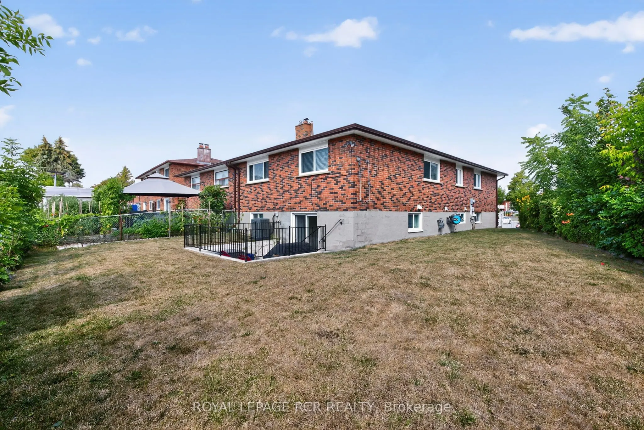 19 Navaho Drive