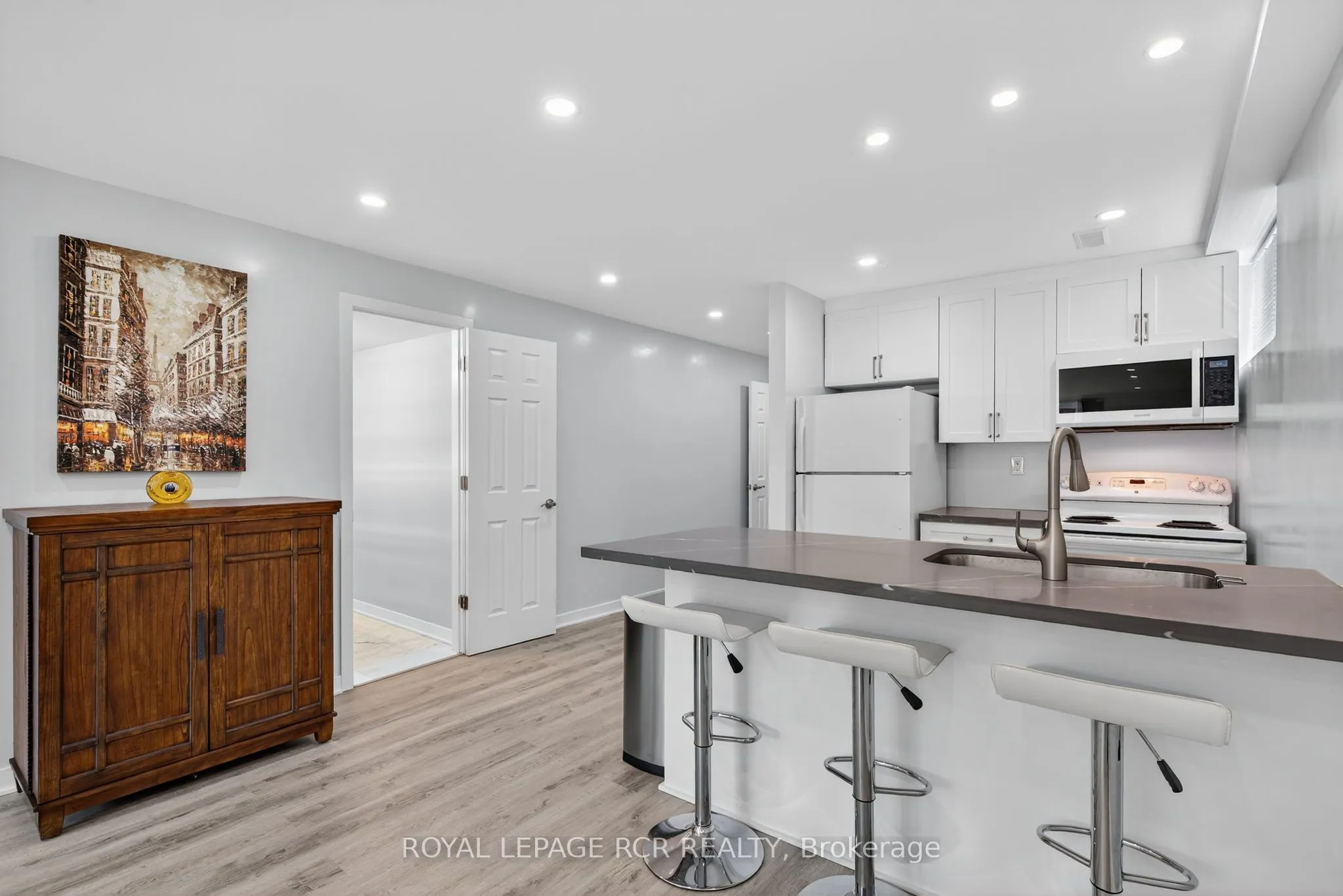 19 Navaho Drive