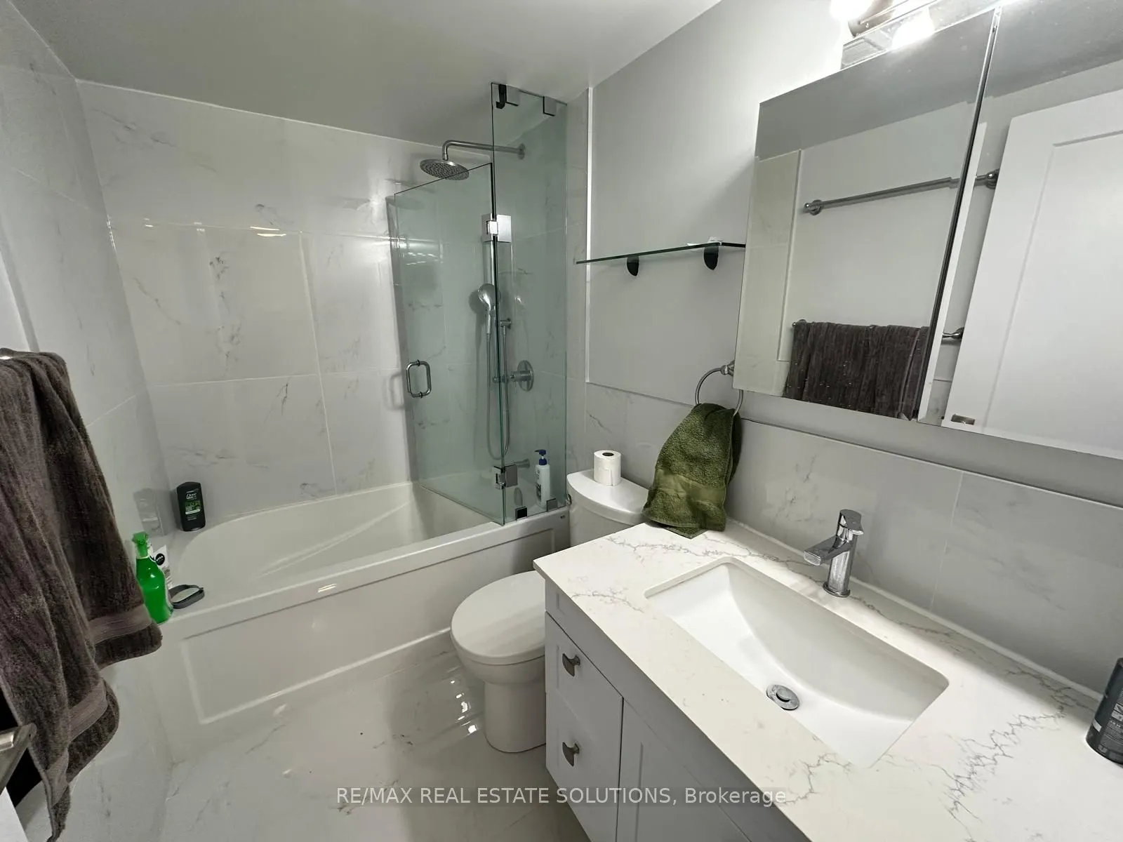 260 Queens Quay W, #2804