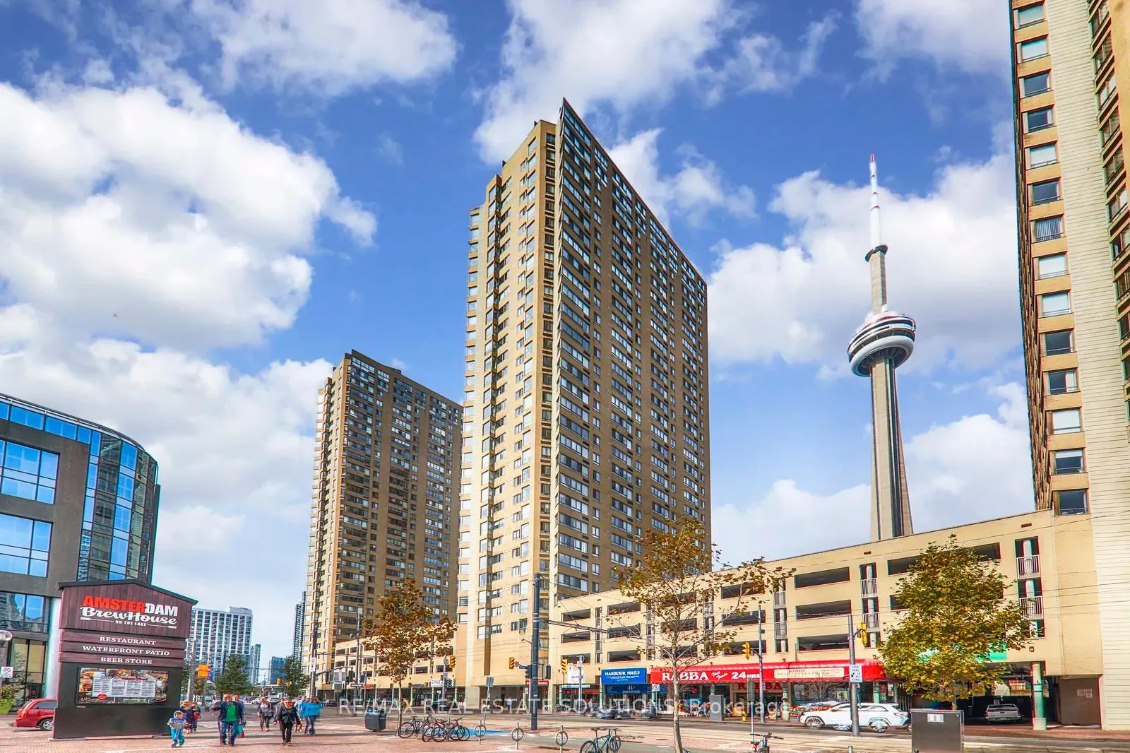 260 Queens Quay W, #2804