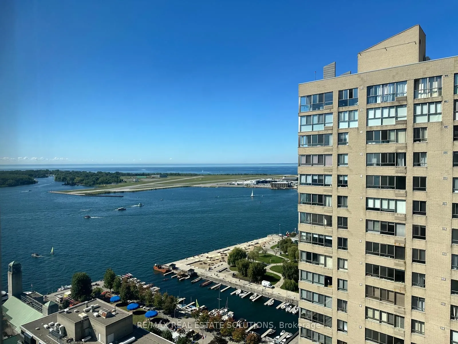 260 Queens Quay W, #2804