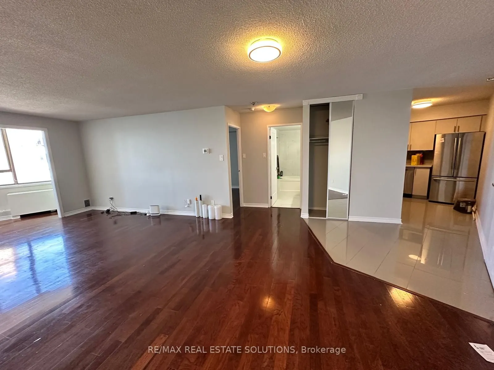 260 Queens Quay W, #2804