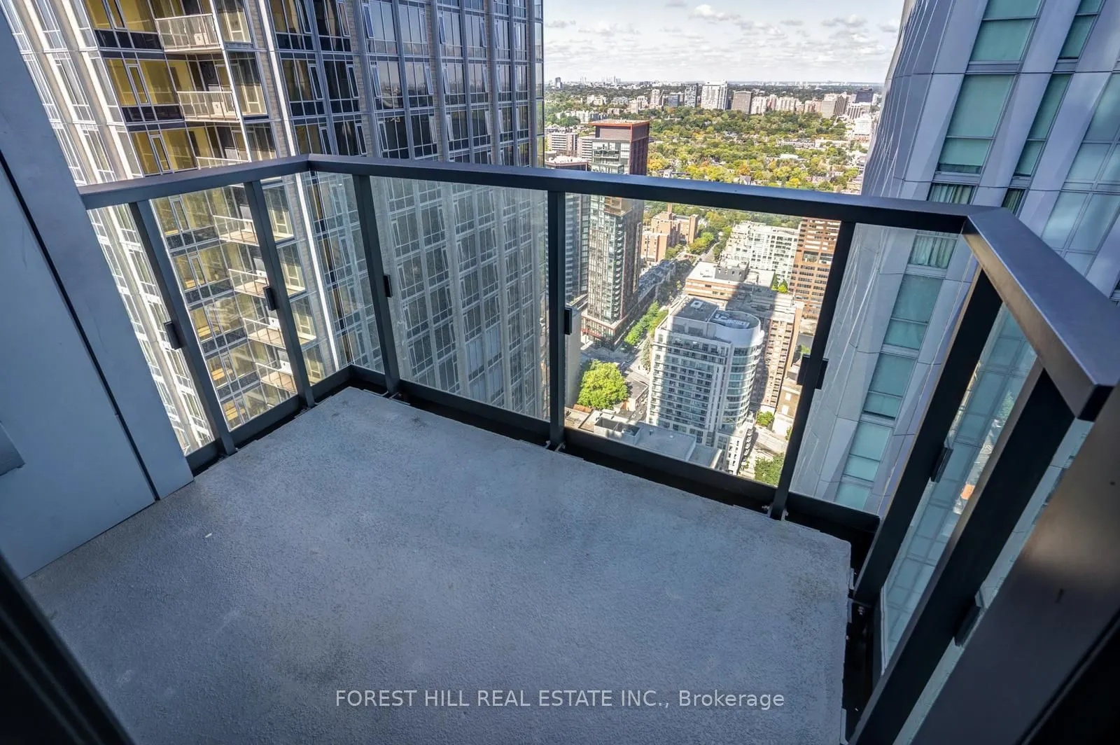8 Cumberland Street, #4002