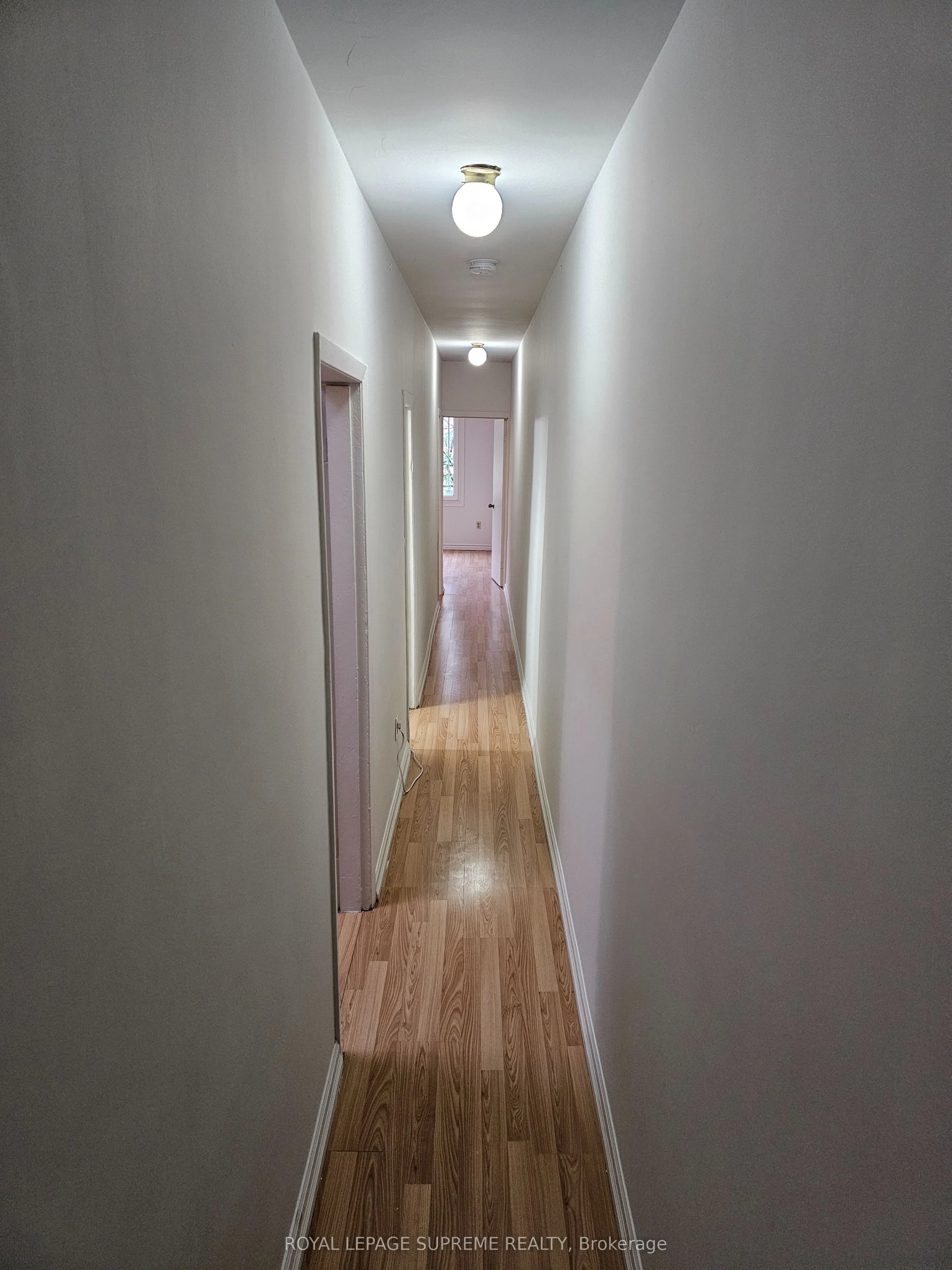 806 College Street, #UPPER