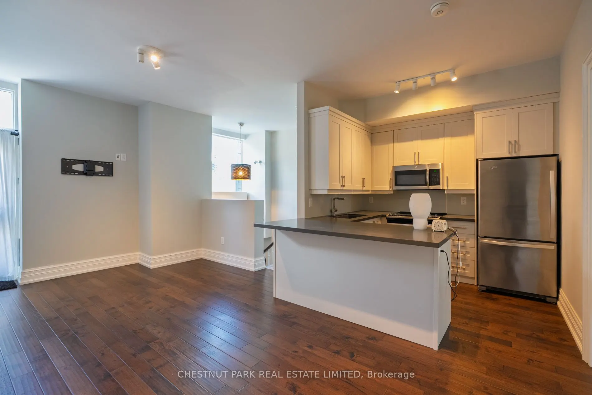 14 St Joseph Street, #300