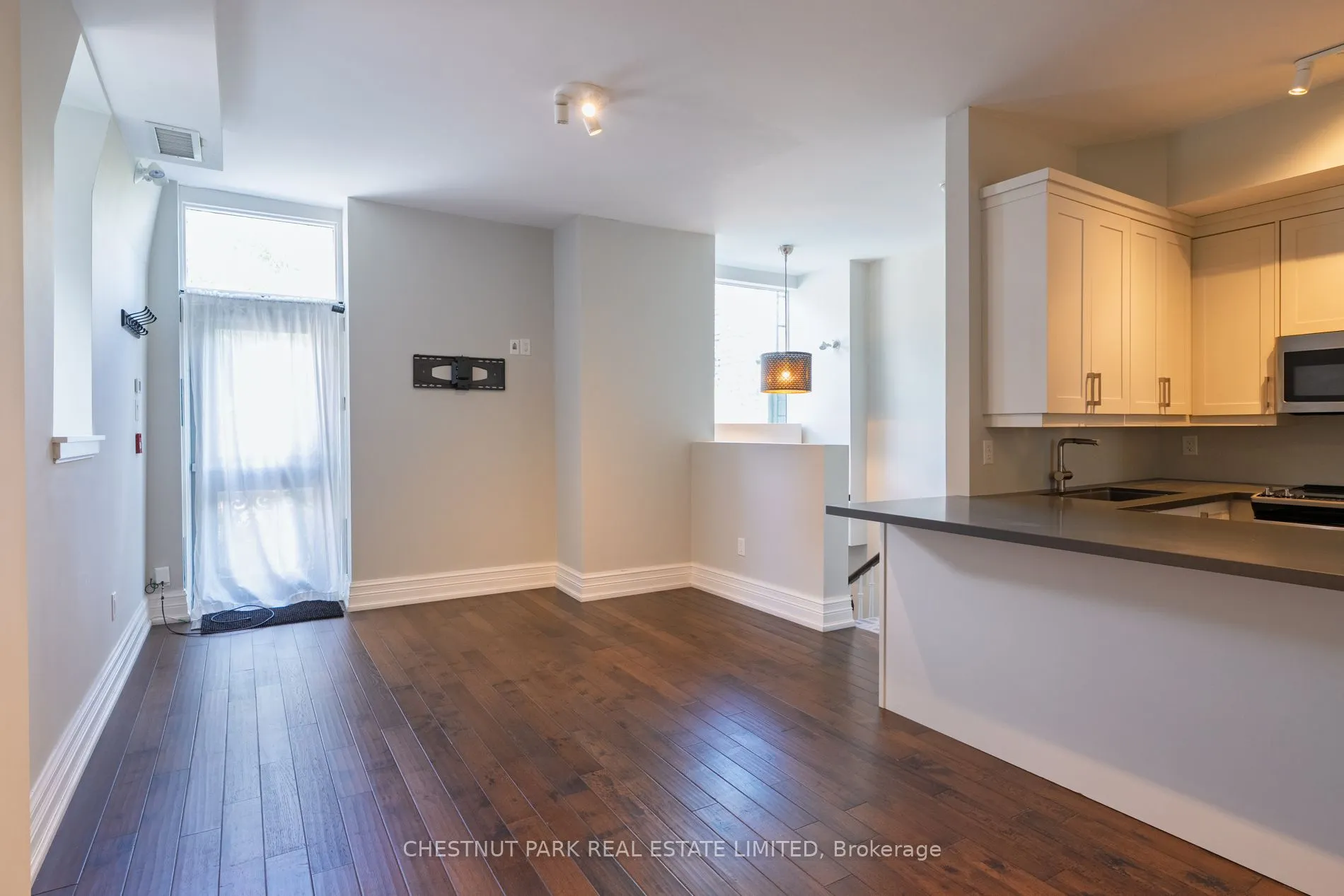 14 St Joseph Street, #300