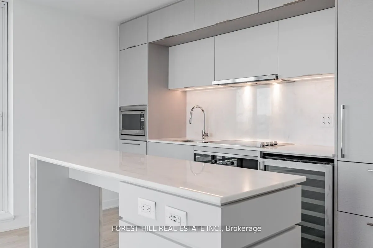 185 Alberta Avenue, #1001