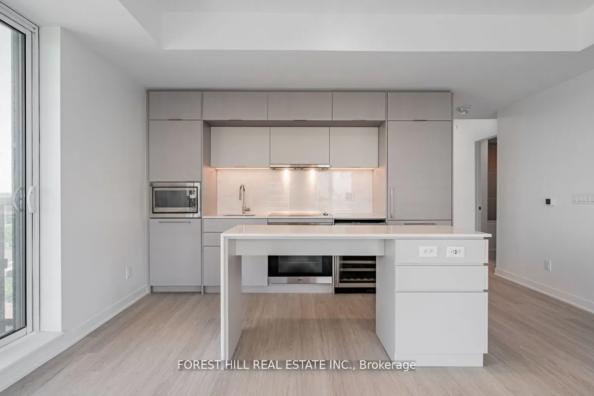 185 Alberta Avenue, #1001