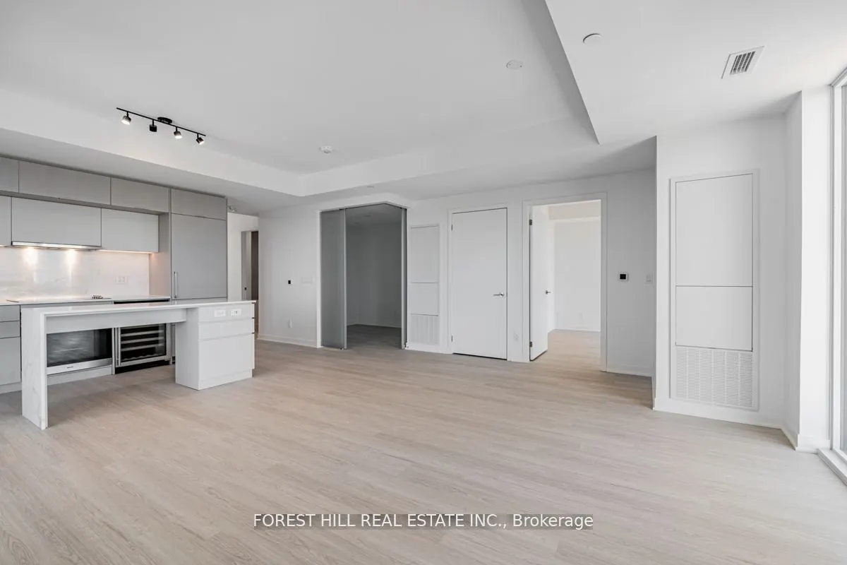 185 Alberta Avenue, #1001