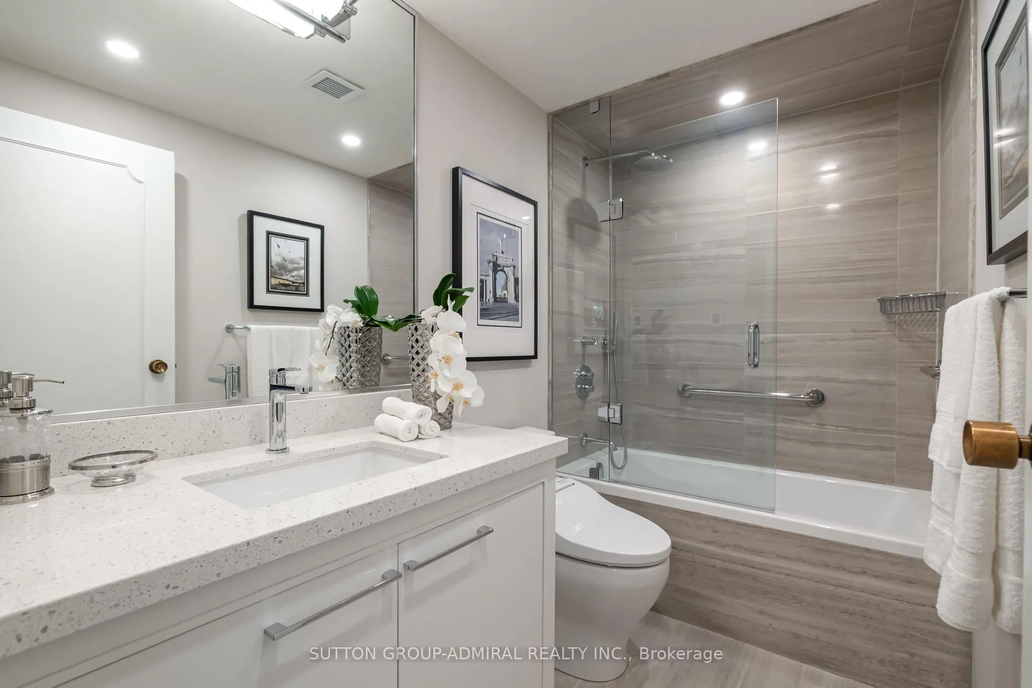 10 Prue Avenue, #202