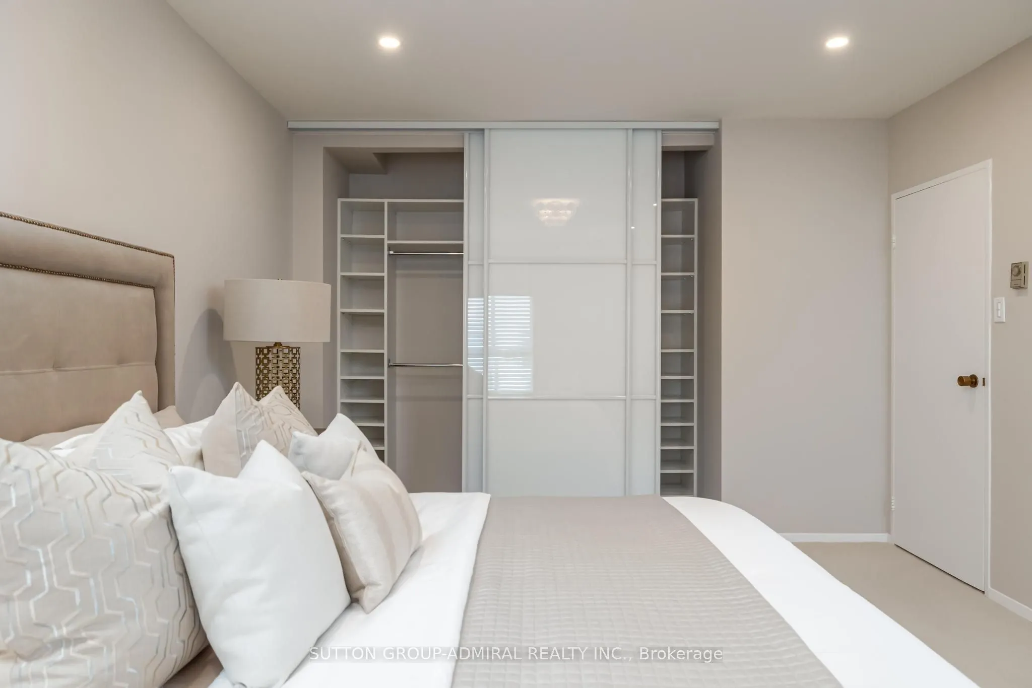 10 Prue Avenue, #202