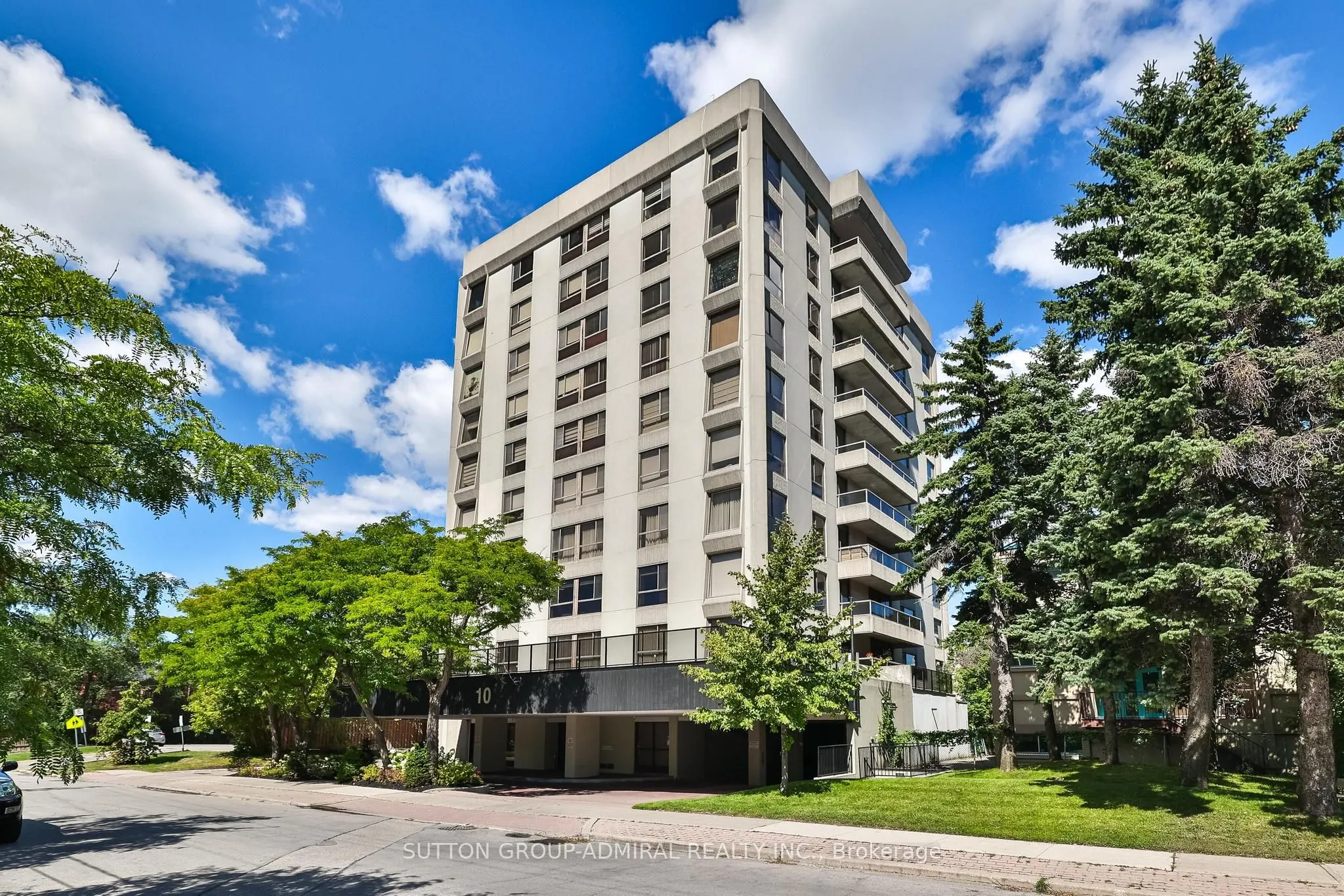10 Prue Avenue, #202