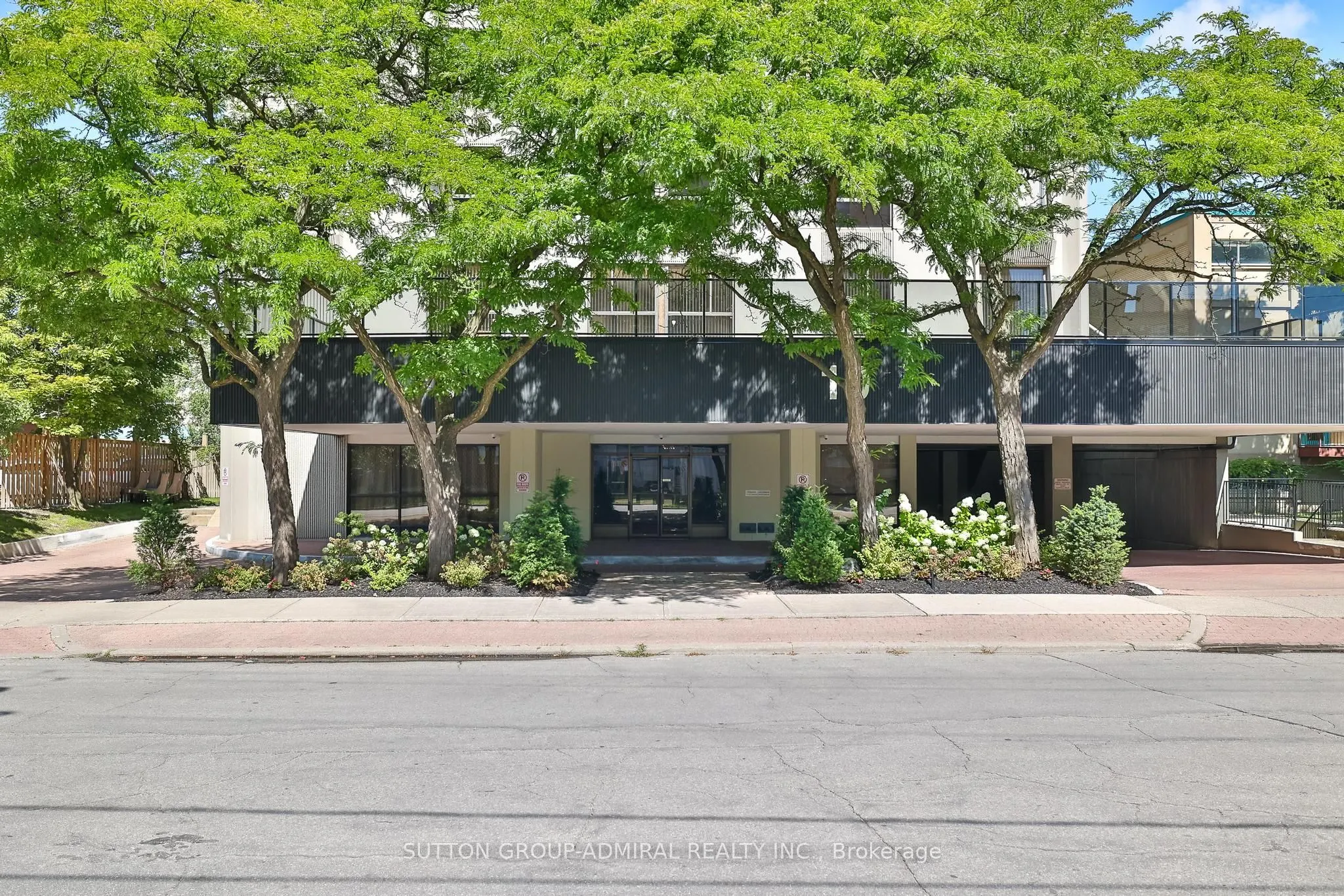 10 Prue Avenue, #202