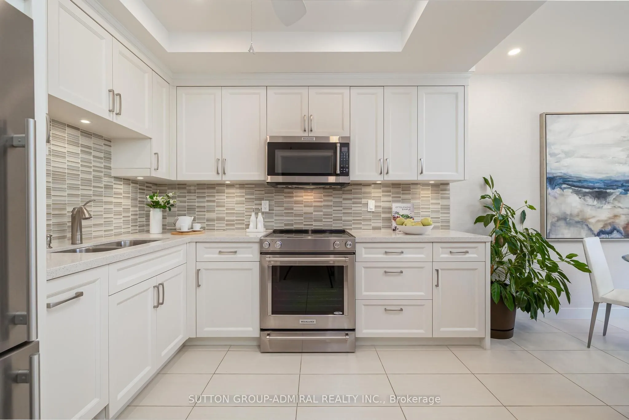 10 Prue Avenue, #202