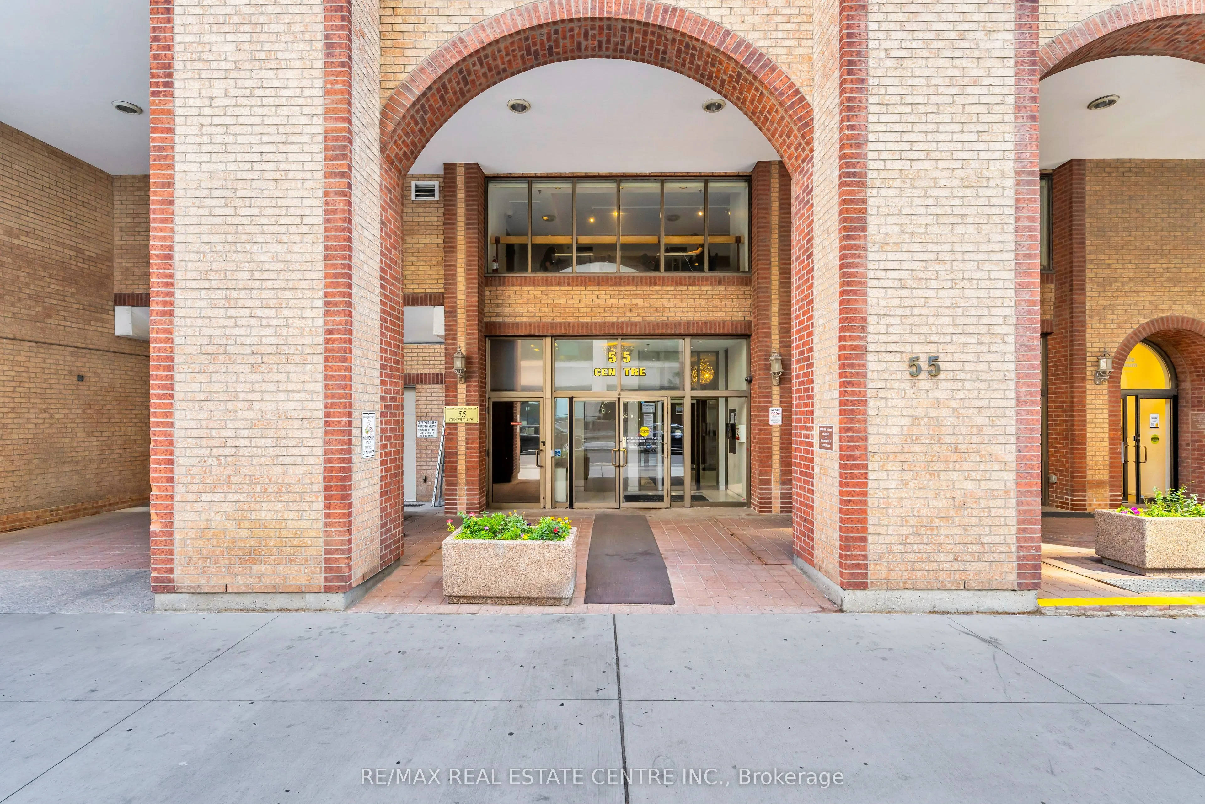 55 Centre Avenue, #2504