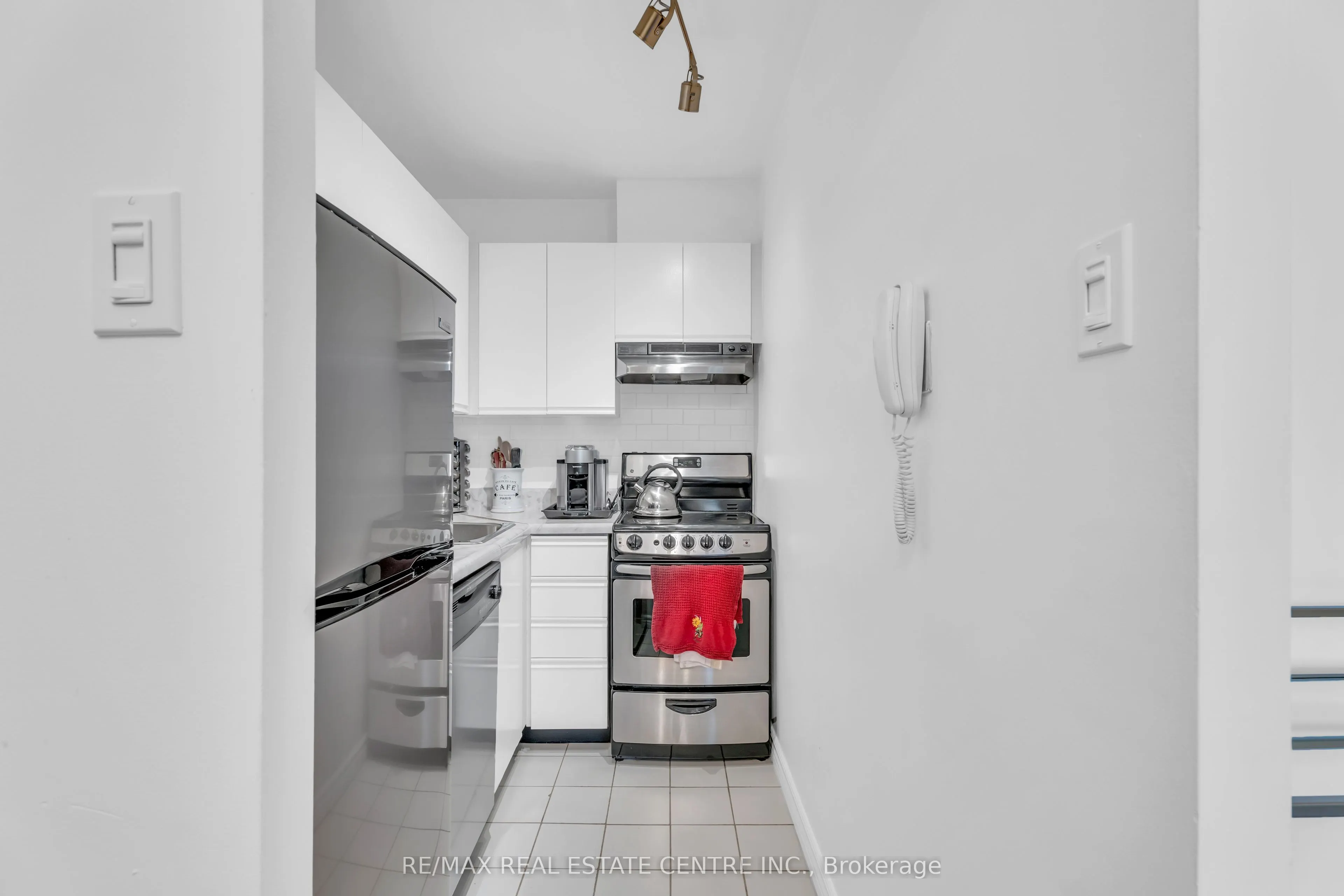 55 Centre Avenue, #2504