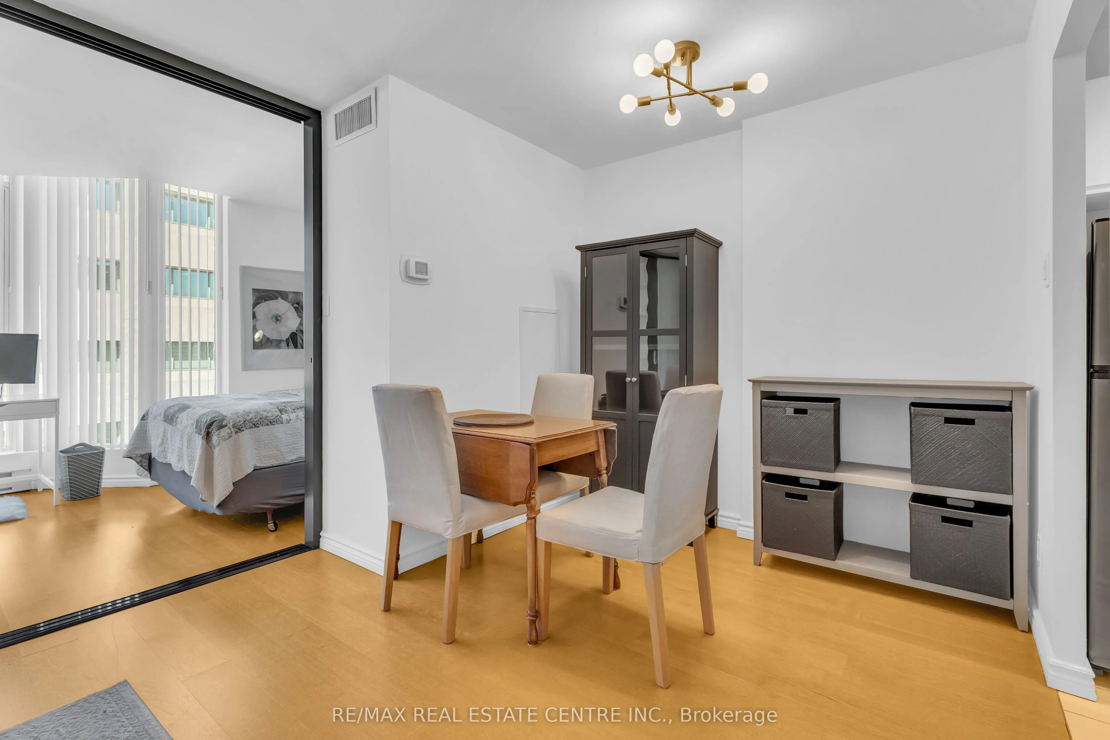 55 Centre Avenue, #2504