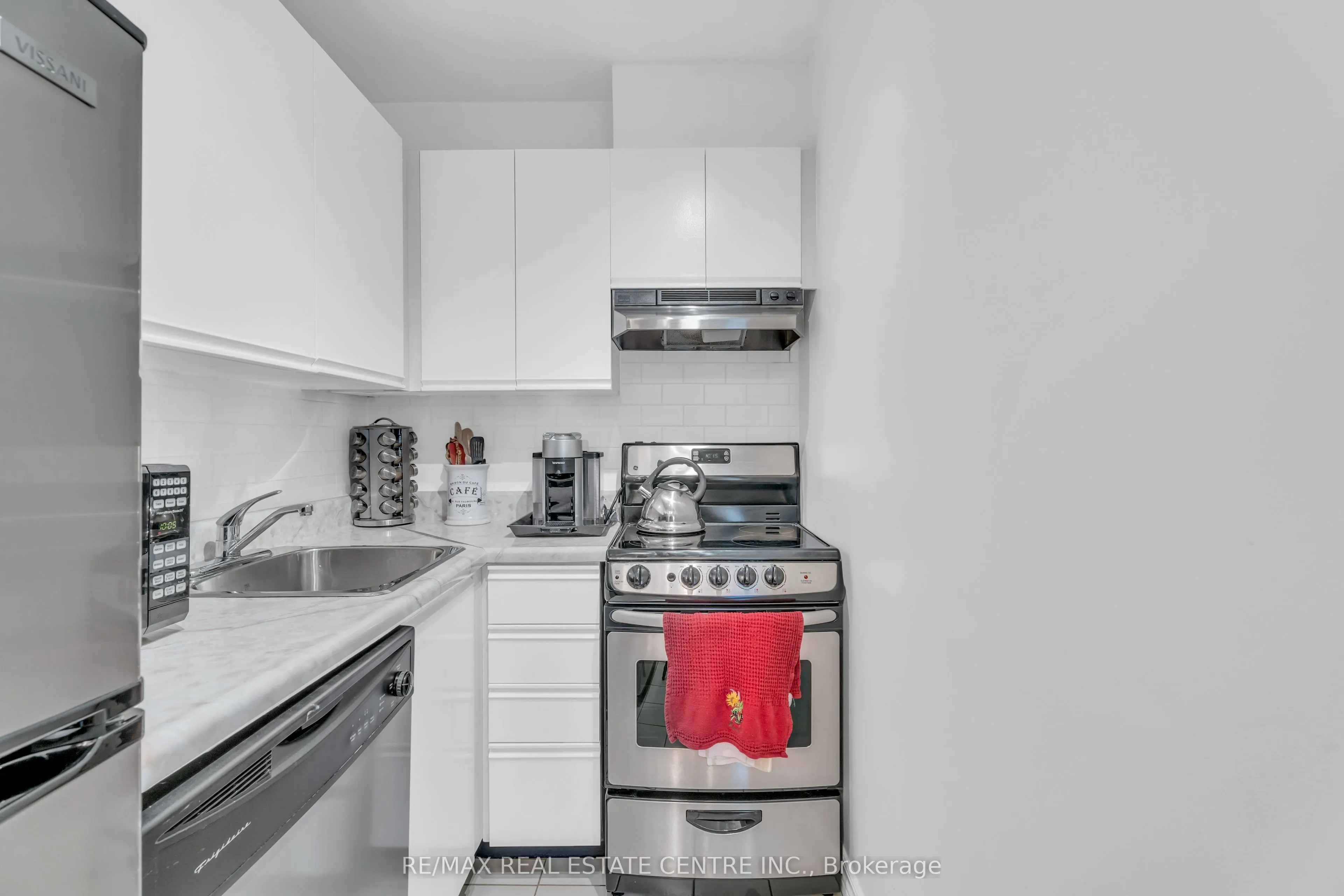 55 Centre Avenue, #2504