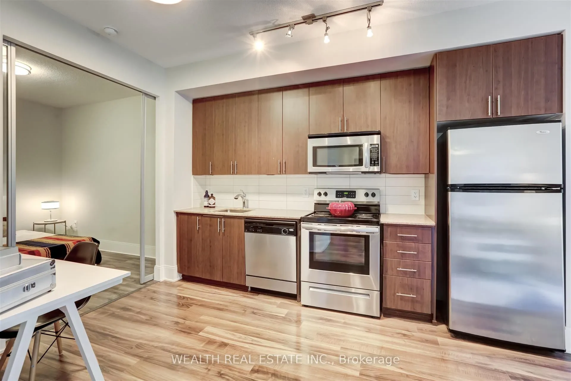 560 Front Street W, #726