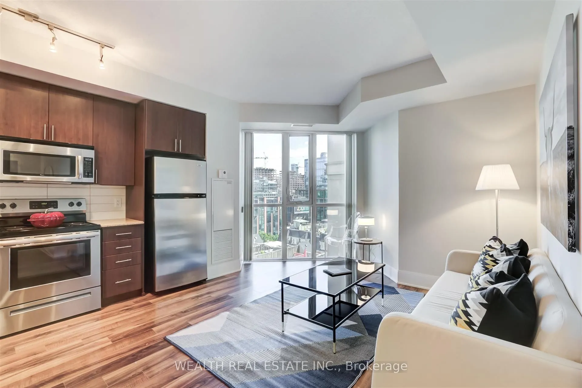 560 Front Street W, #726