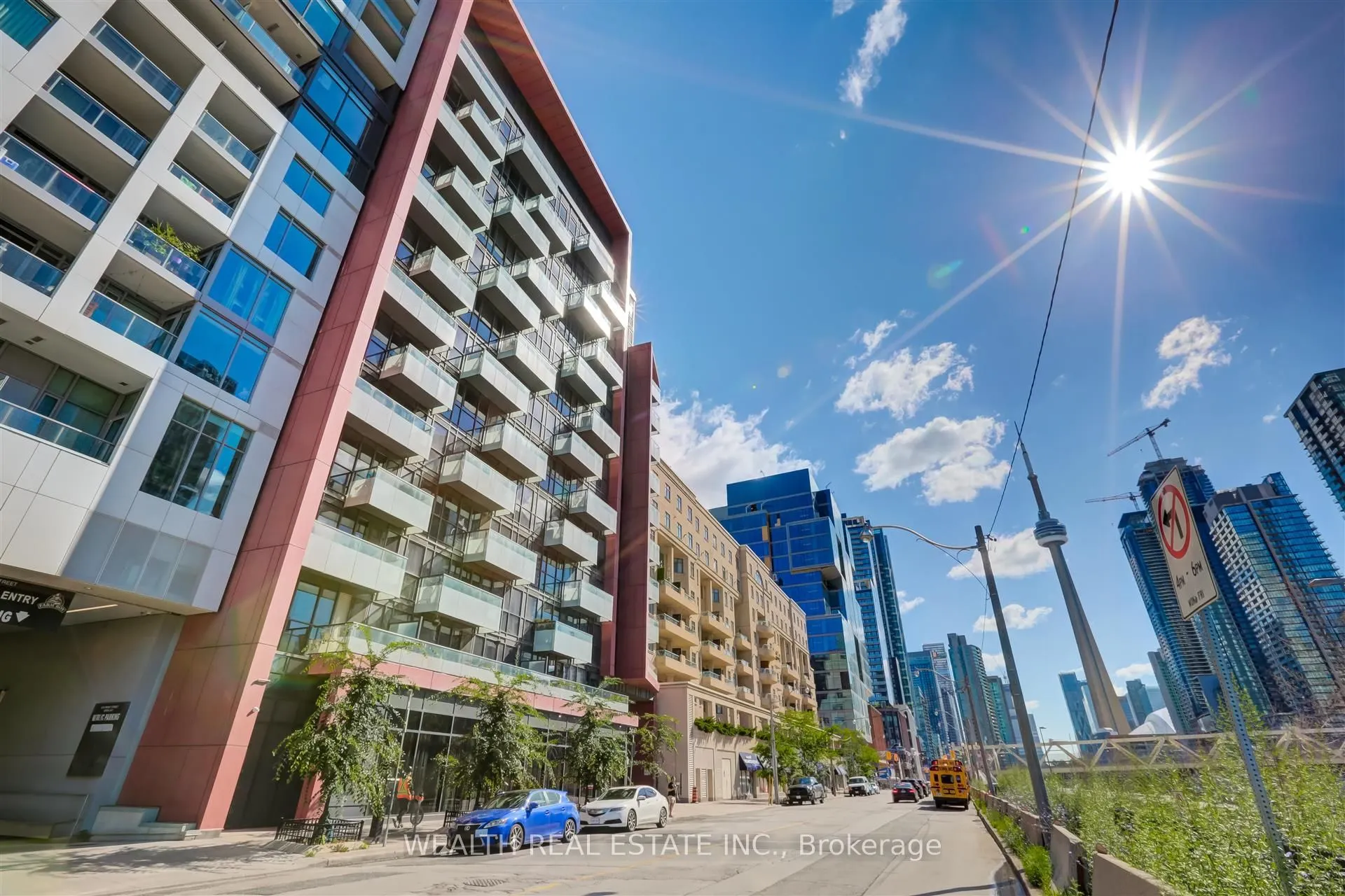 560 Front Street W, #726