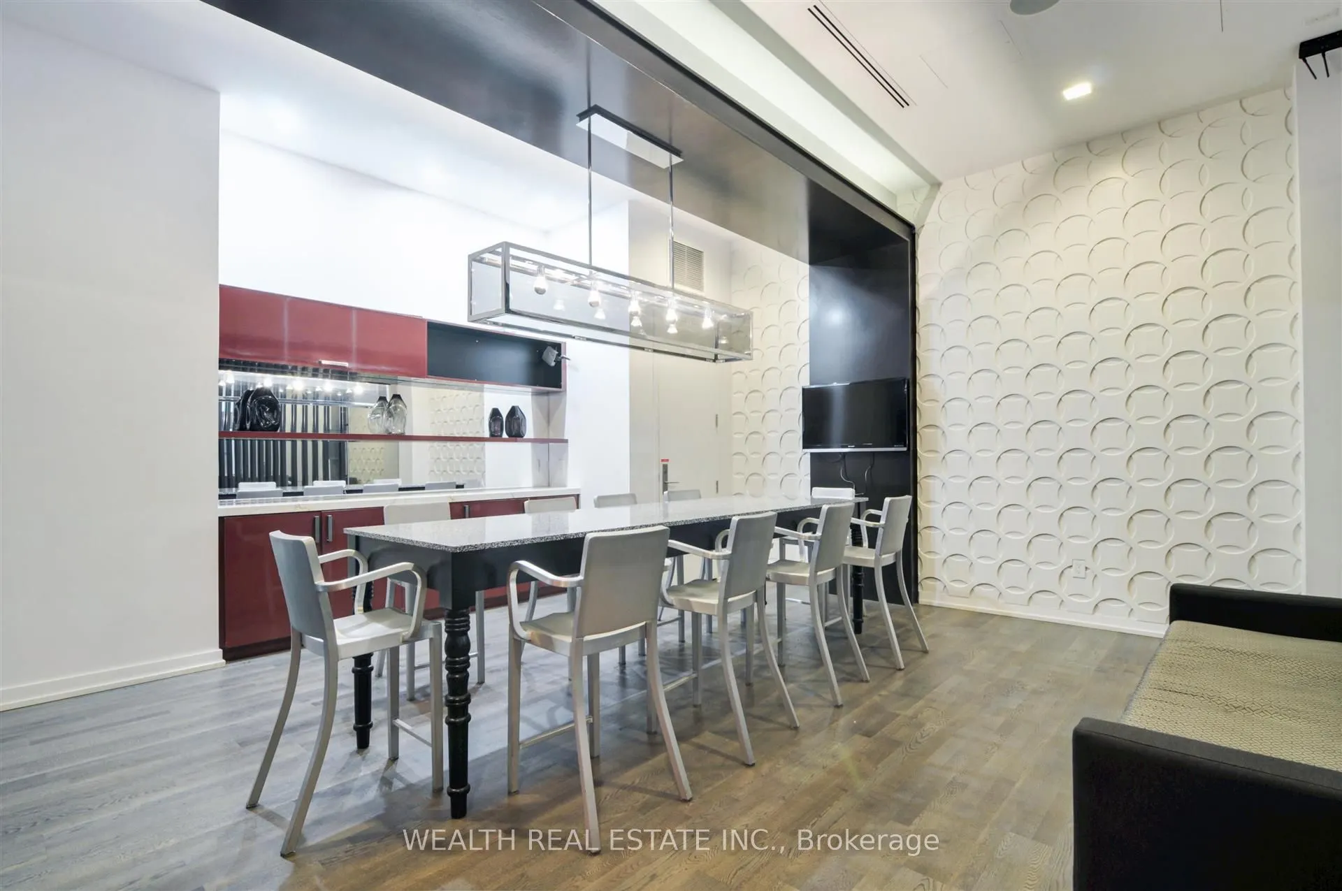 560 Front Street W, #726