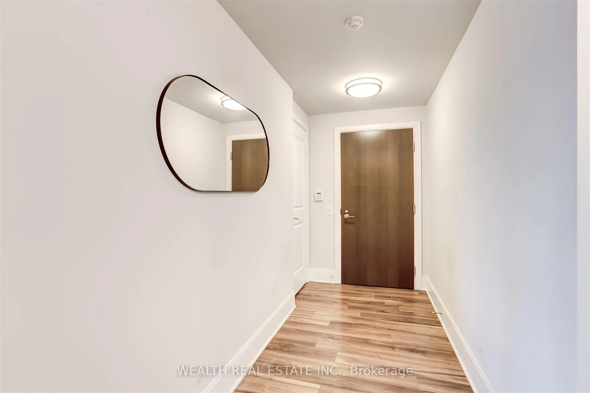 560 Front Street W, #726