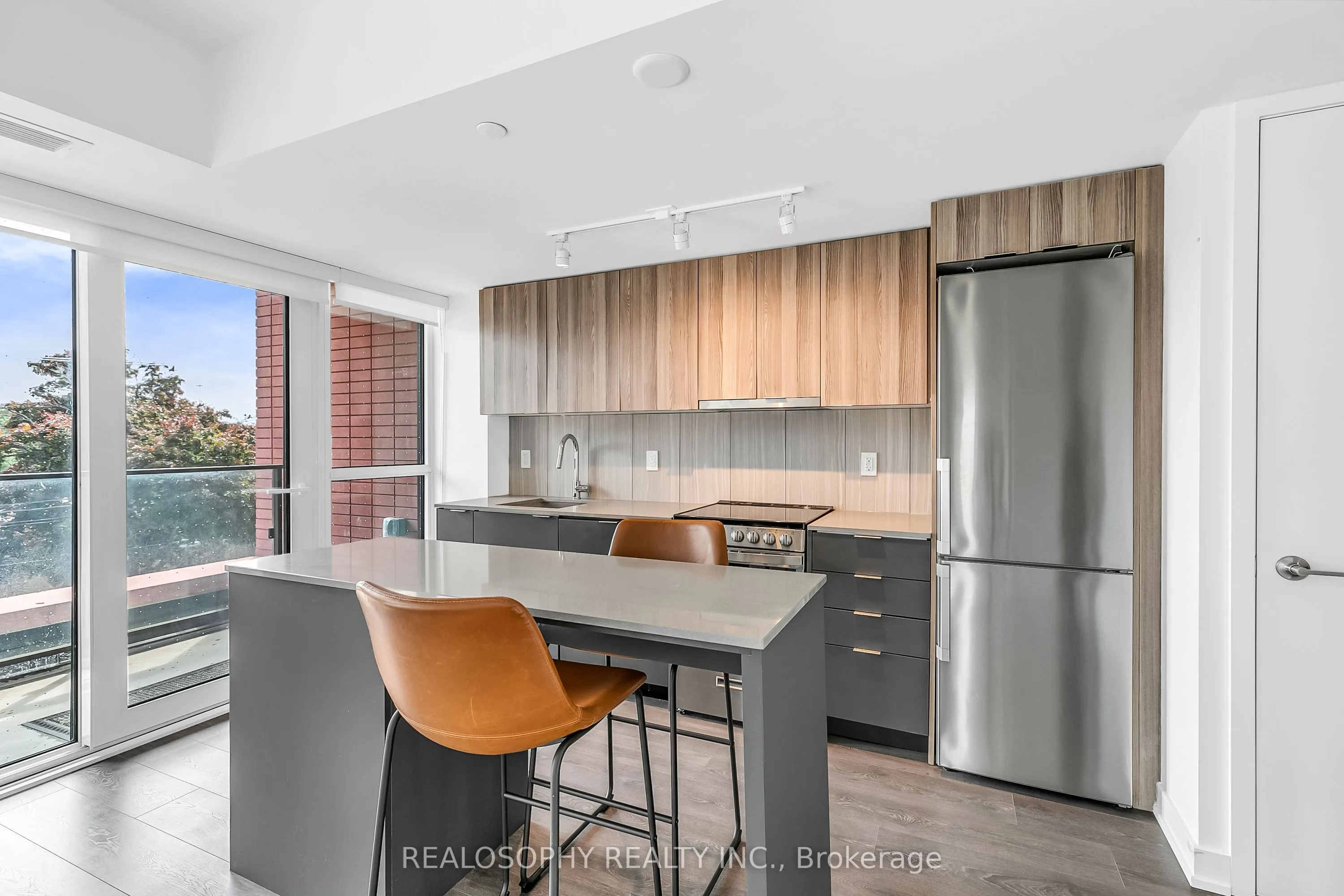 8 Tippett Road, #306