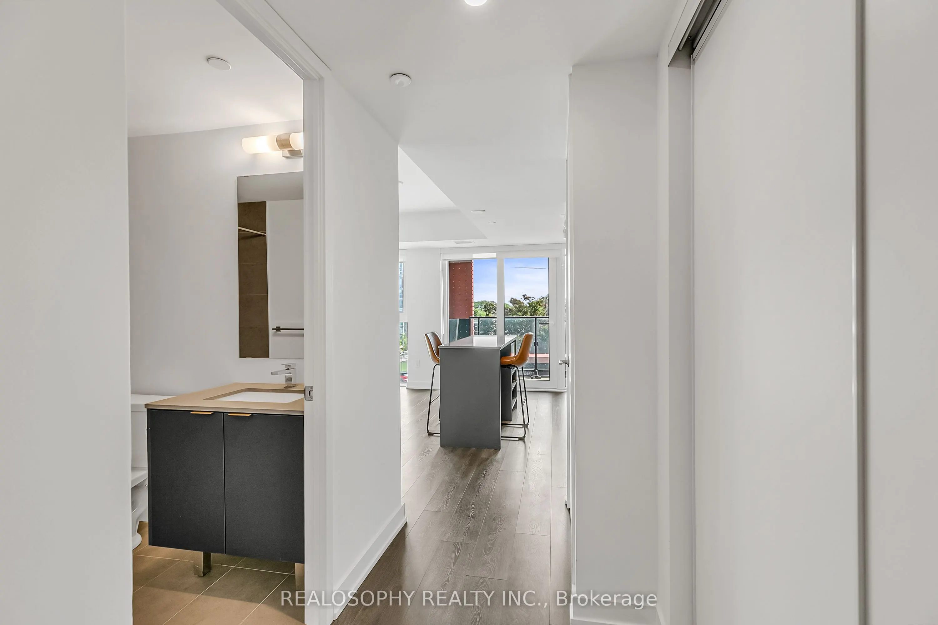 8 Tippett Road, #306