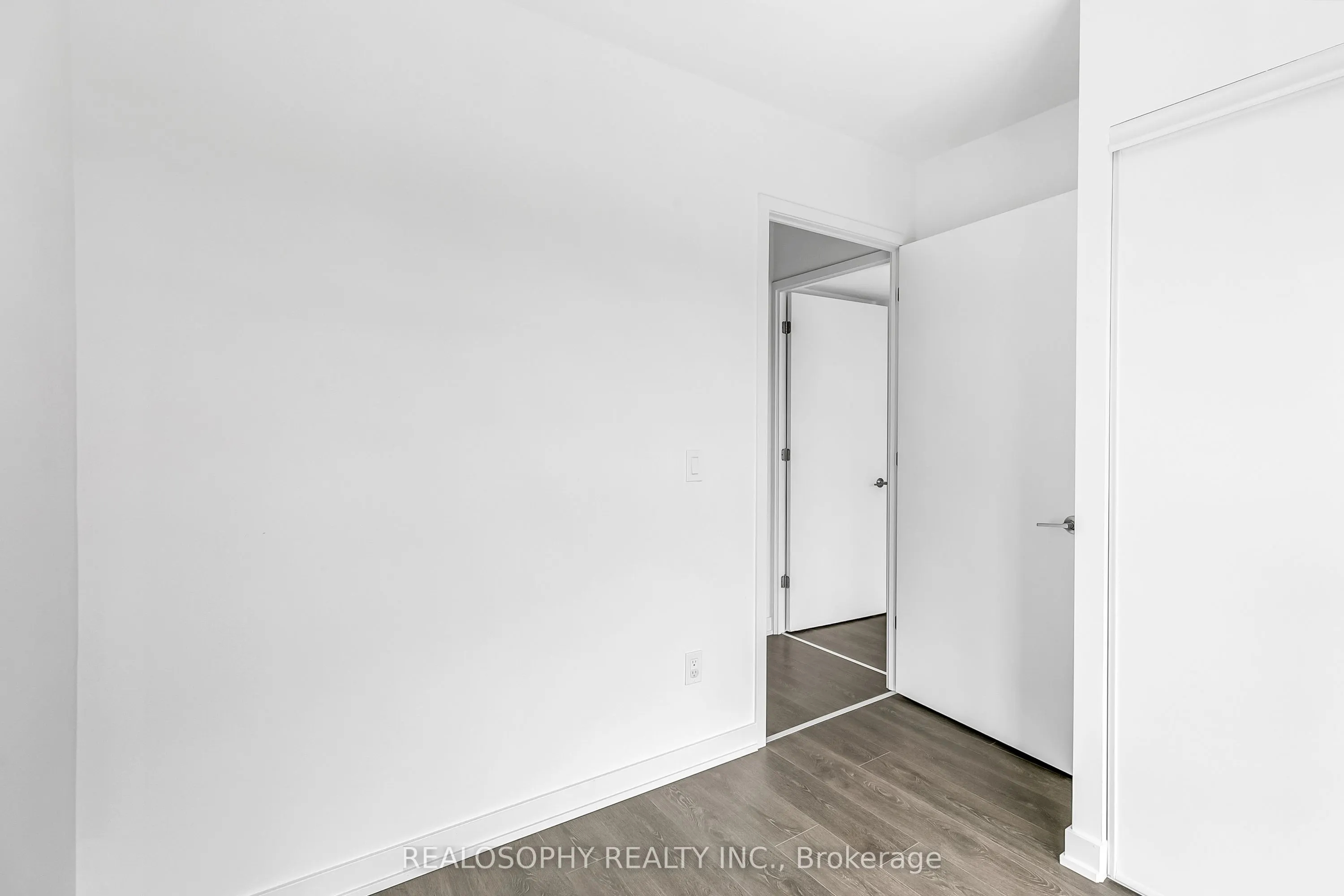 8 Tippett Road, #306
