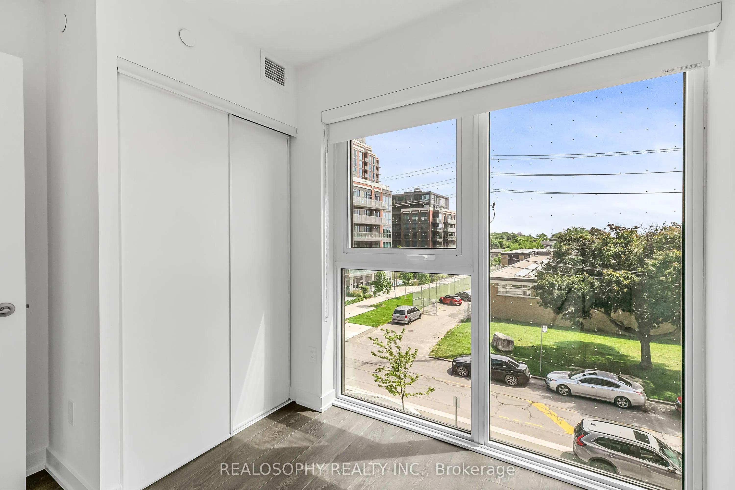 8 Tippett Road, #306