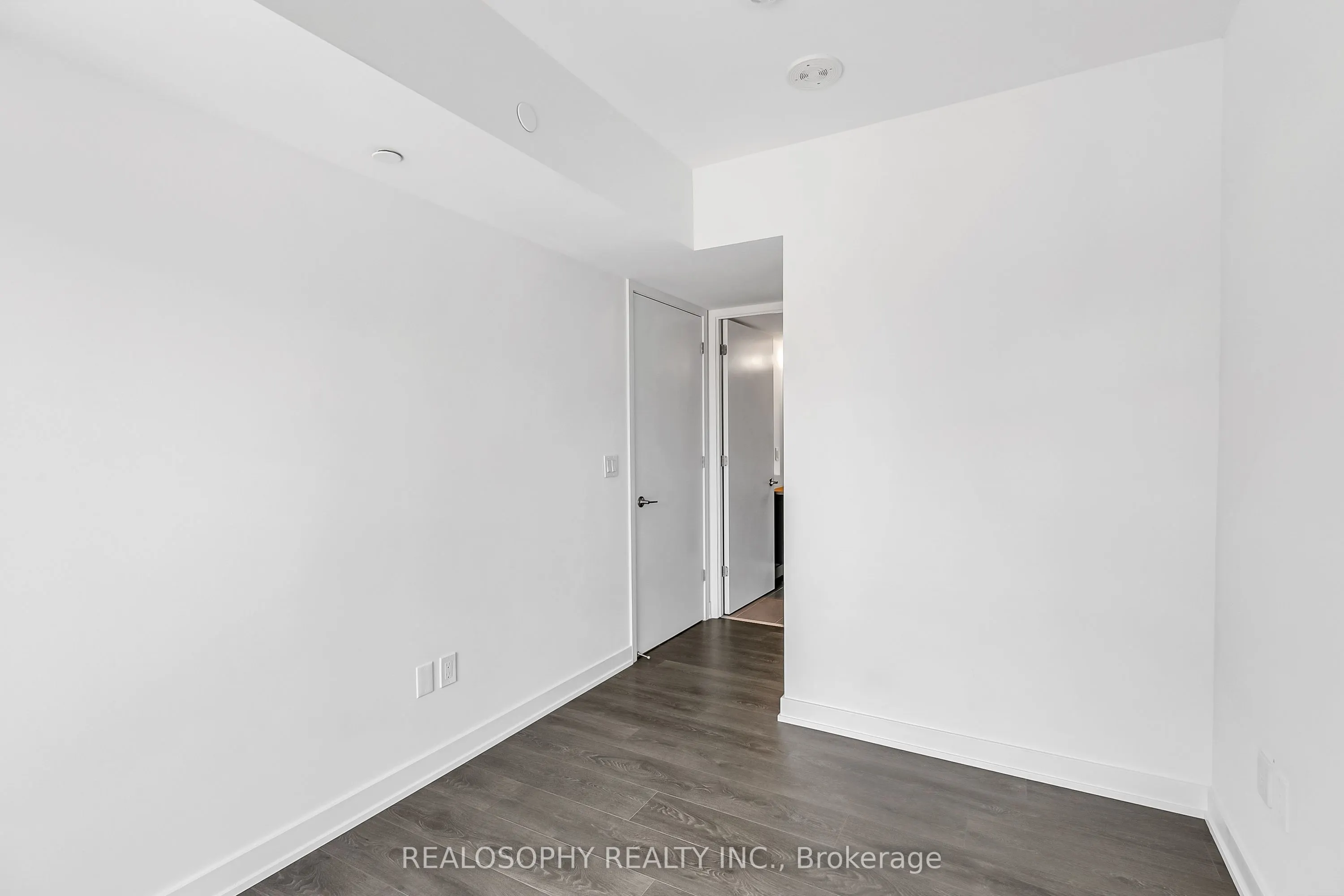 8 Tippett Road, #306