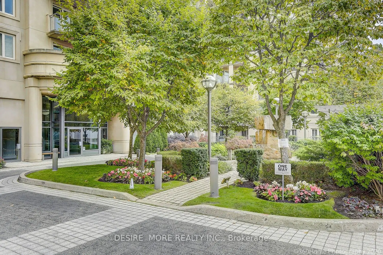 1 Balmoral Avenue, #609