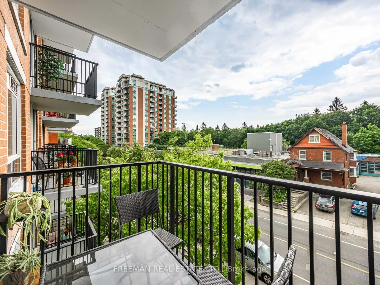 260 Merton Street, #508