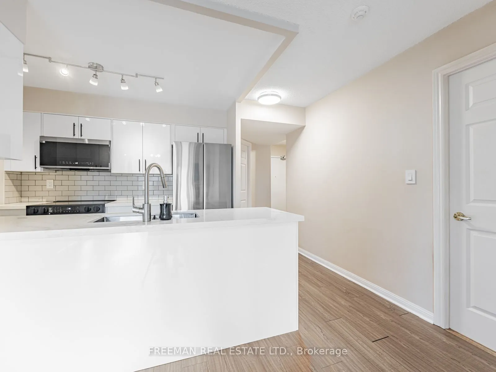 260 Merton Street, #508