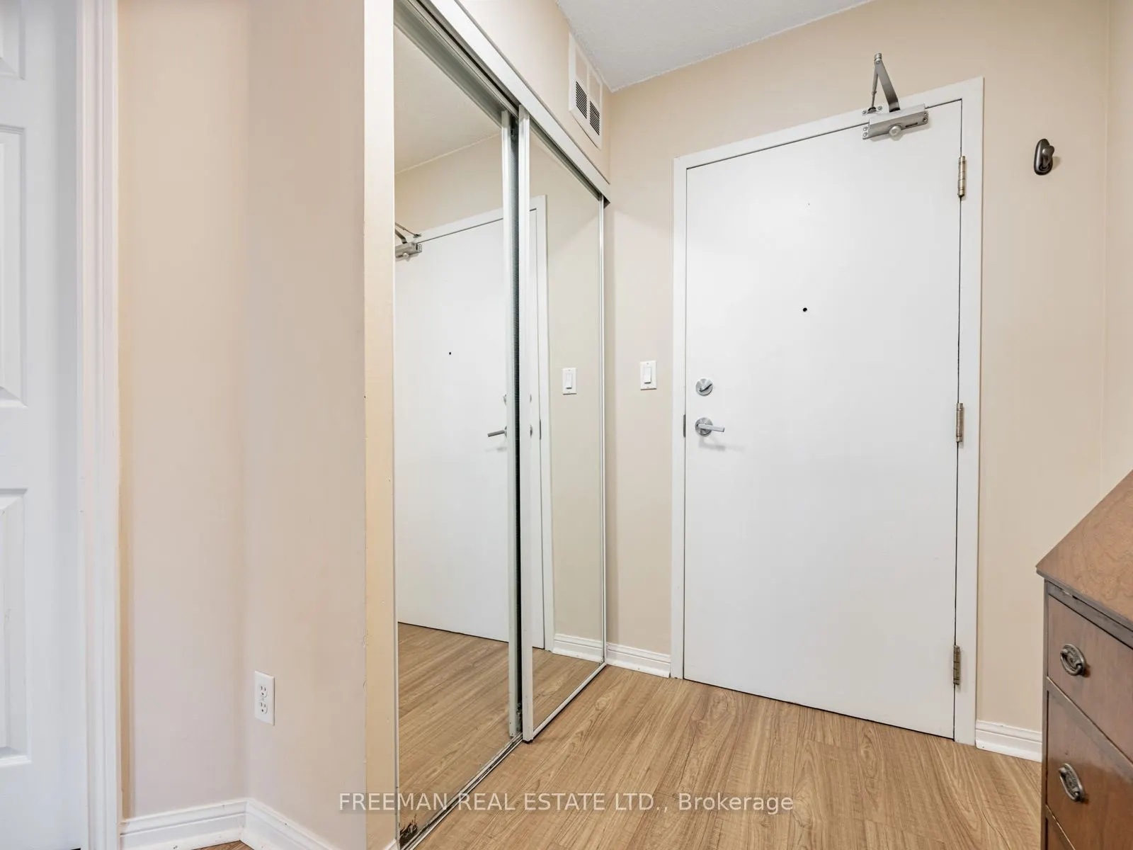 260 Merton Street, #508