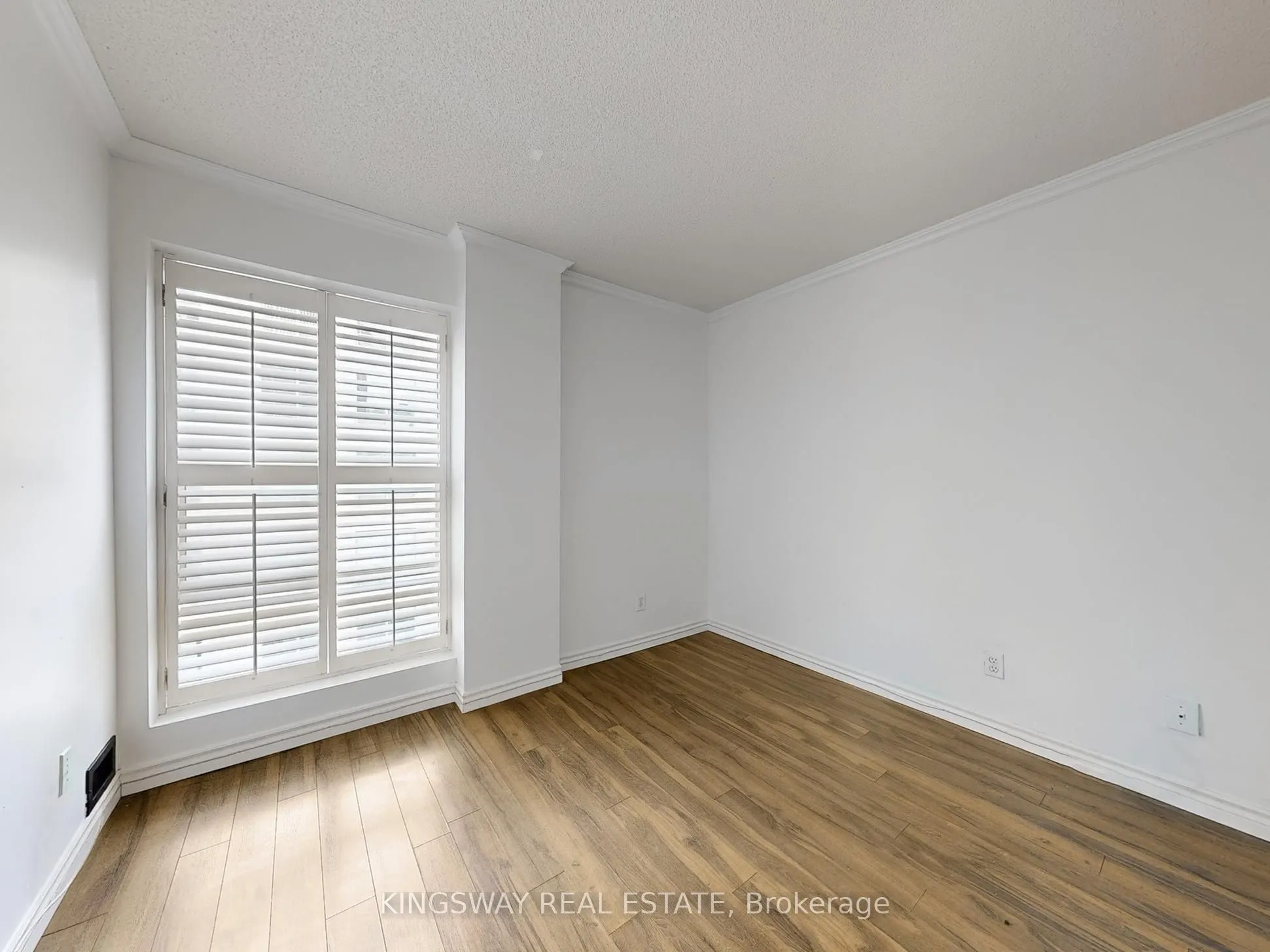 88 Charles Street E, #506