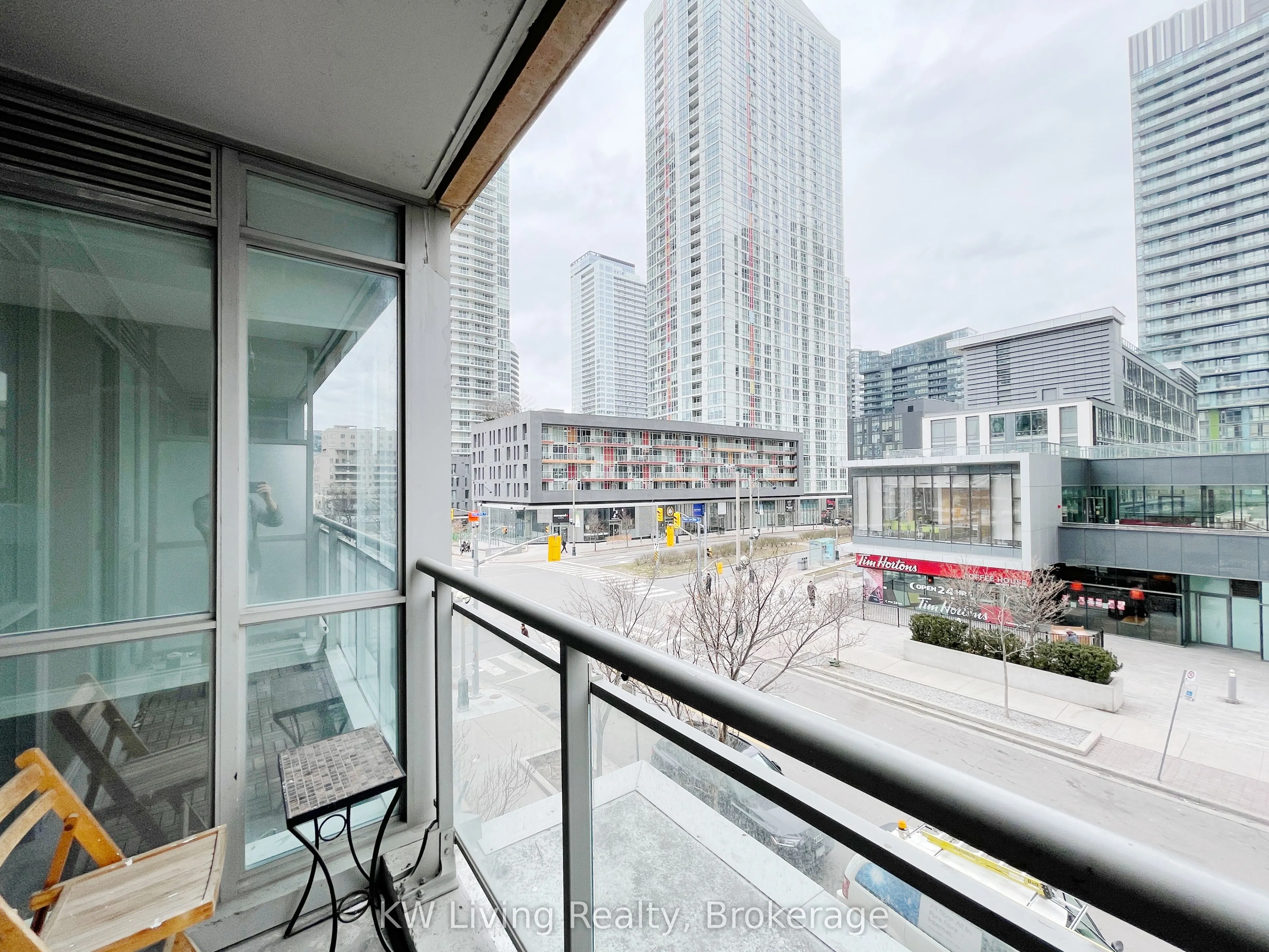 151 Dan Leckie Way, #205